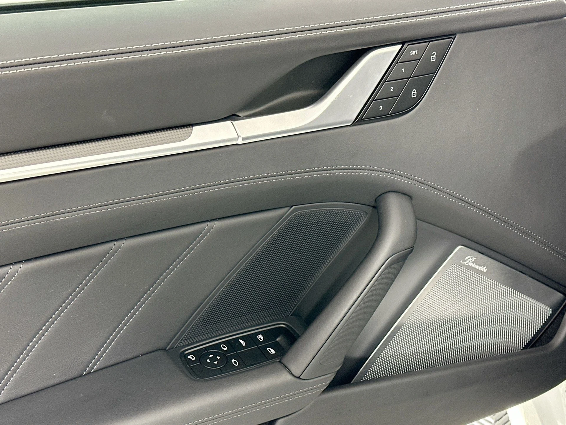 mph016_3518104831_17_d8819a7c5f