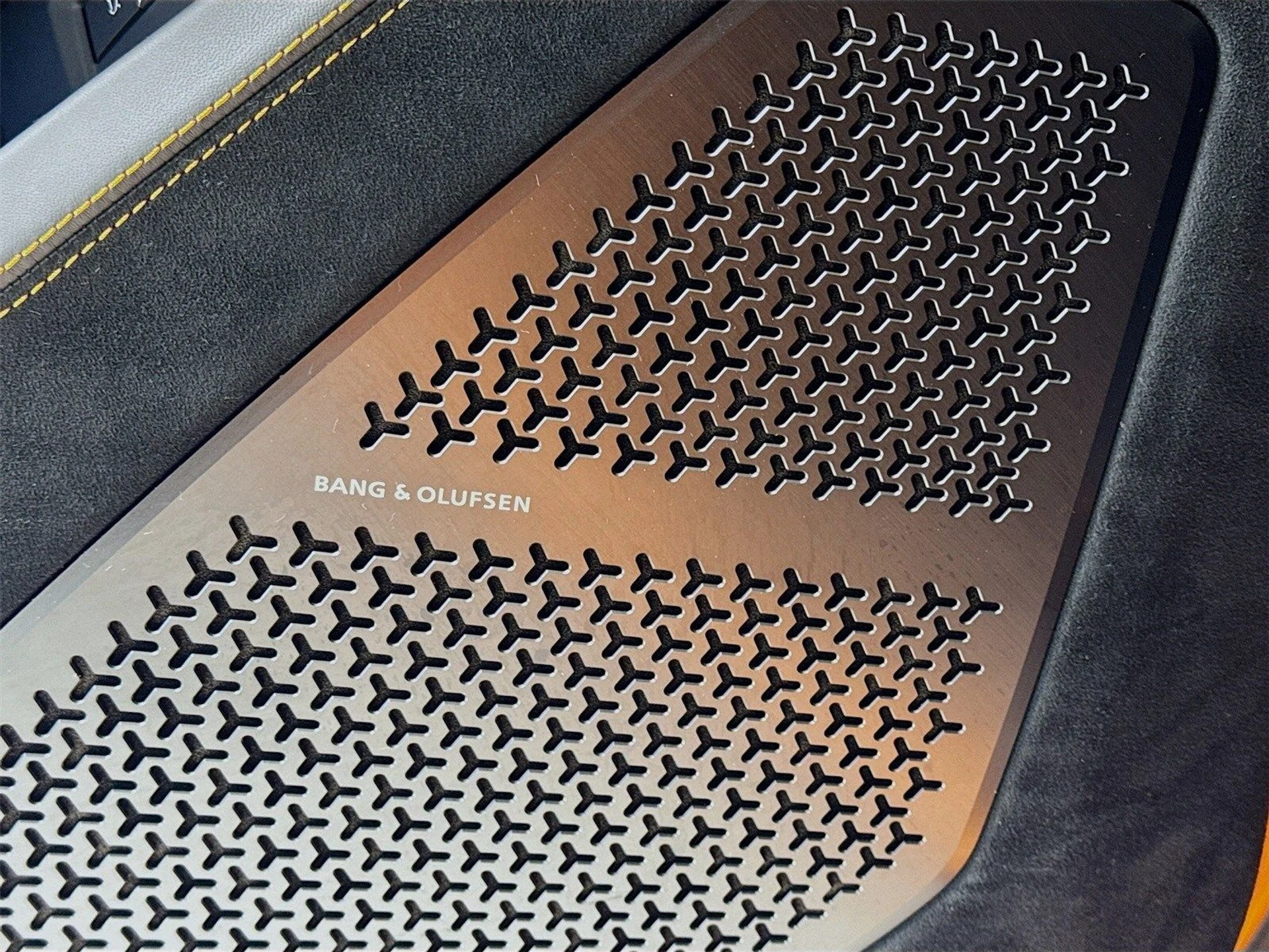 mph016_3518573466_7afc580a51ec4b9e2ff19ee5abcad6fcx_6756857ba6