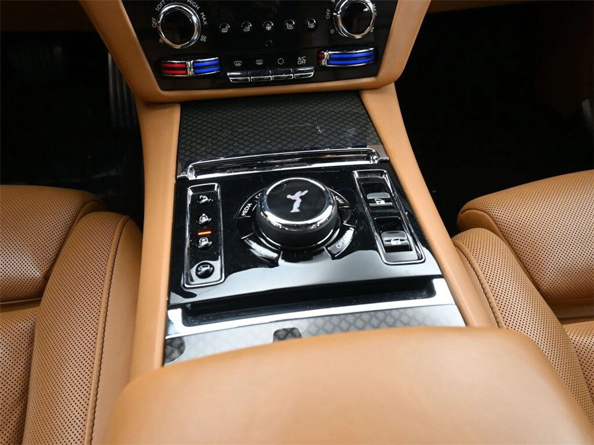 mph016_3522802152_5aa5375c56d5a7697a2ca58c2225584cx_e9c0978b6f