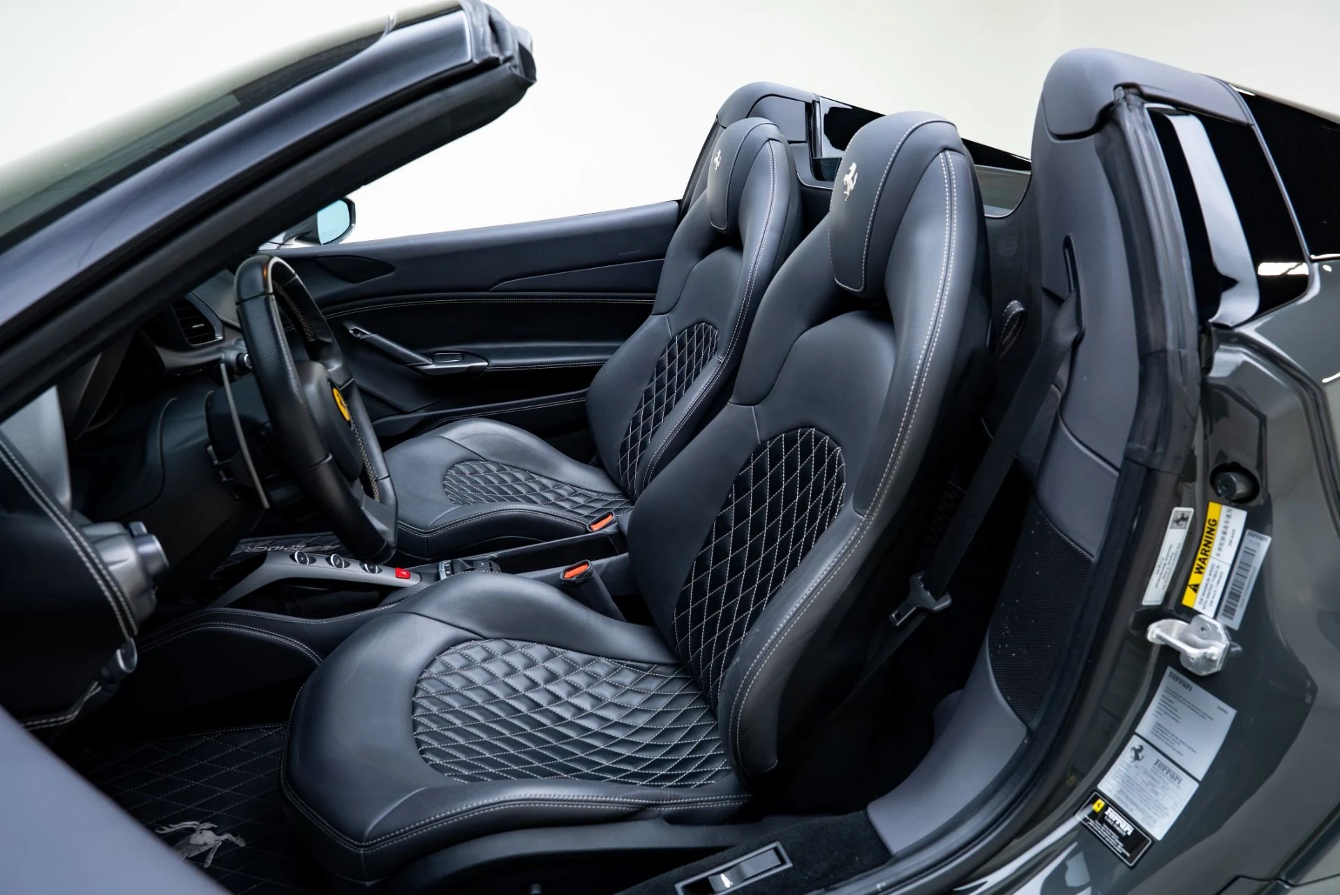 mph016_3523696422_Used_2018_Ferrari_488_Spider_1778276724_cb90ee93f4