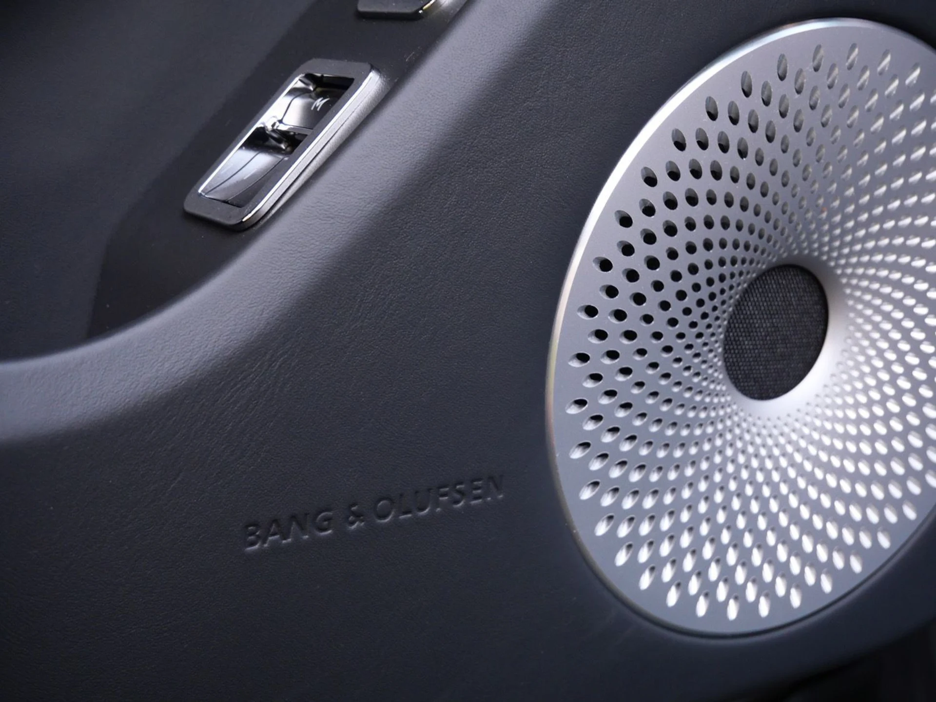 mph016_3531053074_a76cf86250392b9e50ded407c613ea83x_0320d10e2c