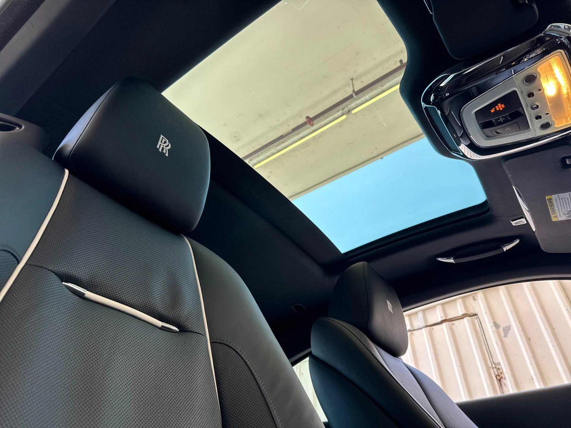 mph016_3531326188_Used_2014_Rolls_Royce_Wraith_1786096226_c6cefdd928