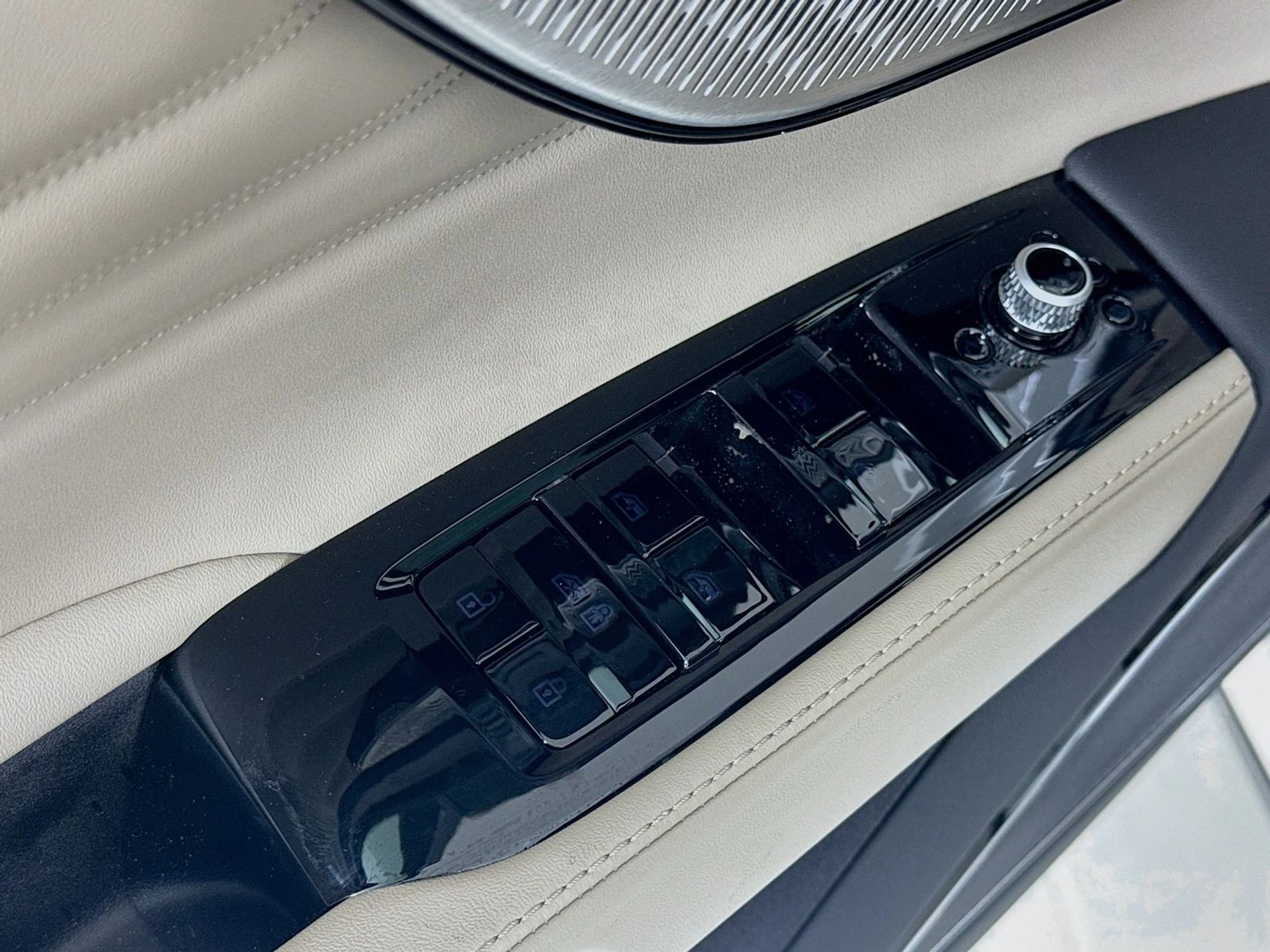 mph016_3531690497_164e973d5943b33050004e694aa9b6f3x_4b43b0f702