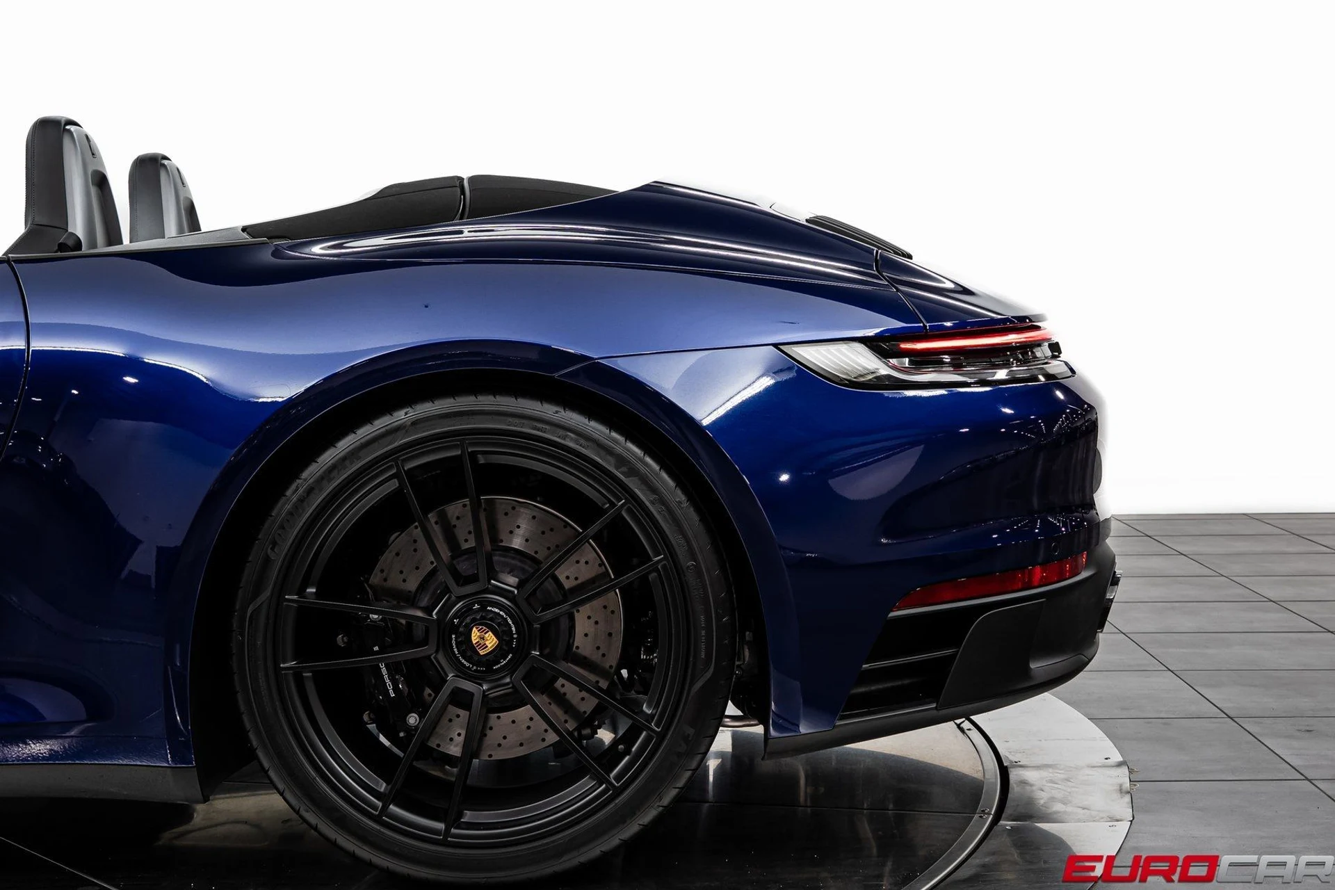 mph016_3532129805_image_17_8dea4c9ae5