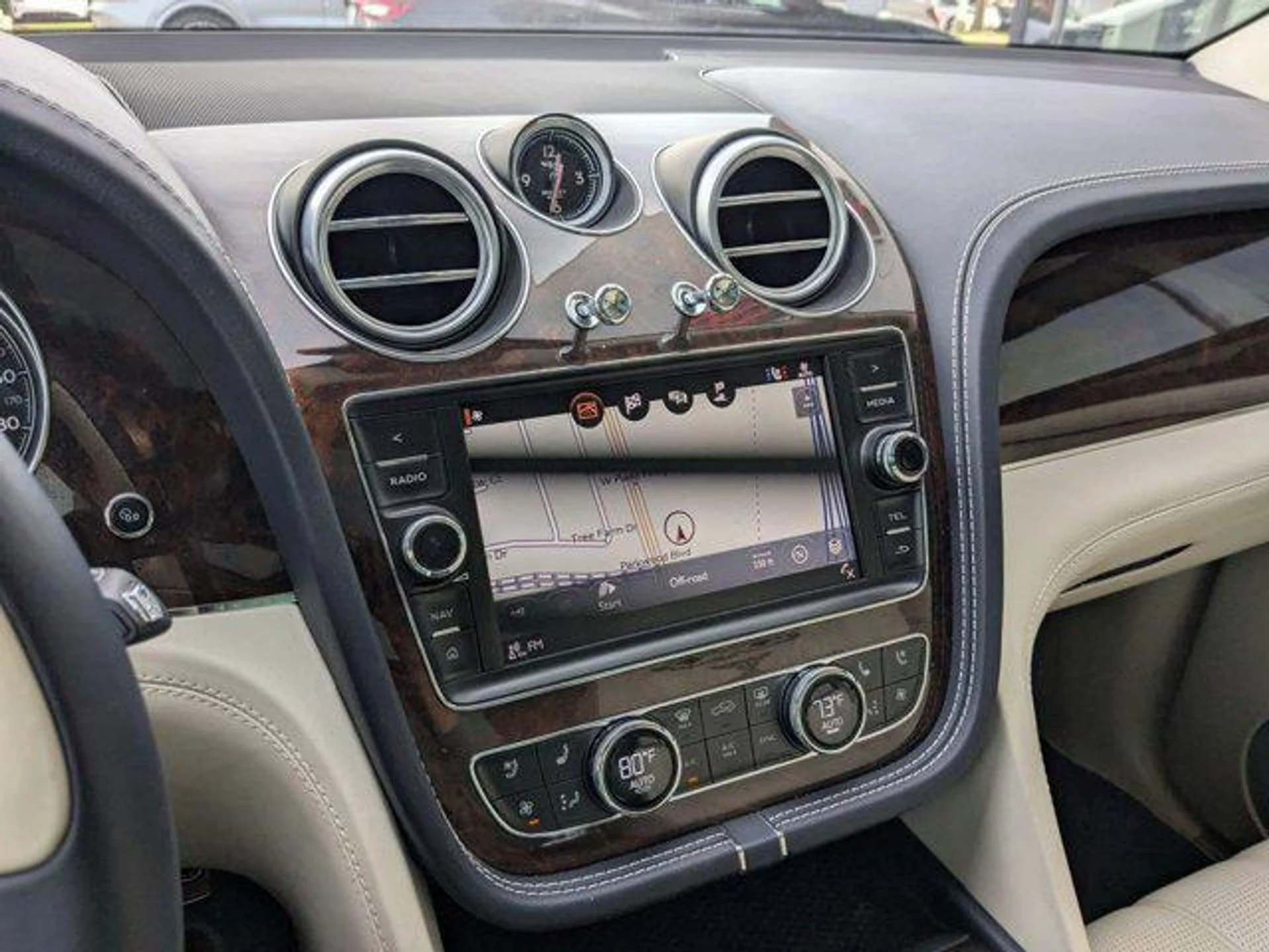 mph016_3533944767_96s_R1gu_Eb_F_Zdp7x_N_Hh_F_Jm_B_Zk_Co_62bd400e1a