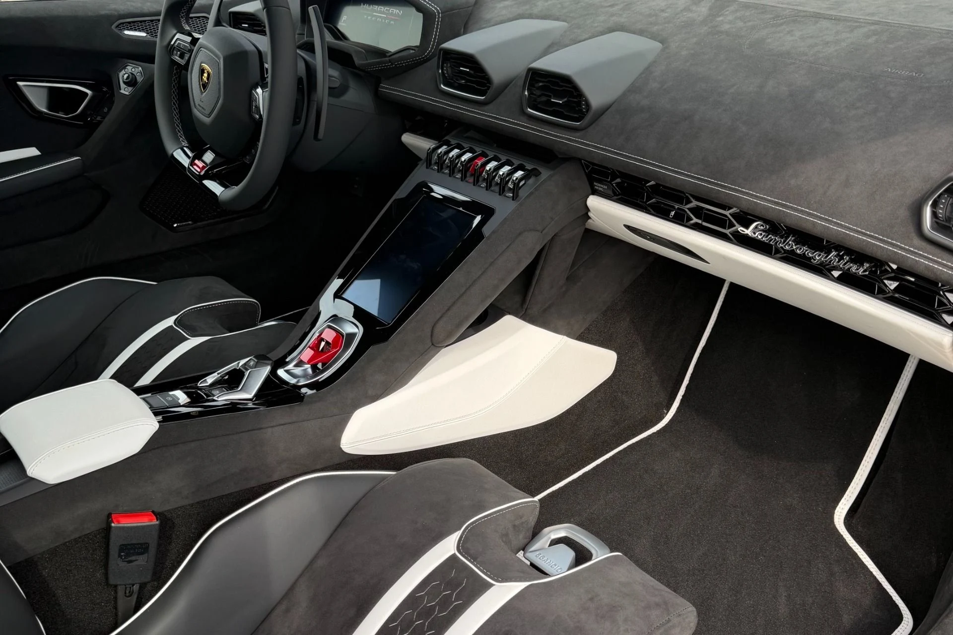 mph016_3533969530_Used_2024_Lamborghini_Huracan_Tecnica_1749685909_9e218463f3