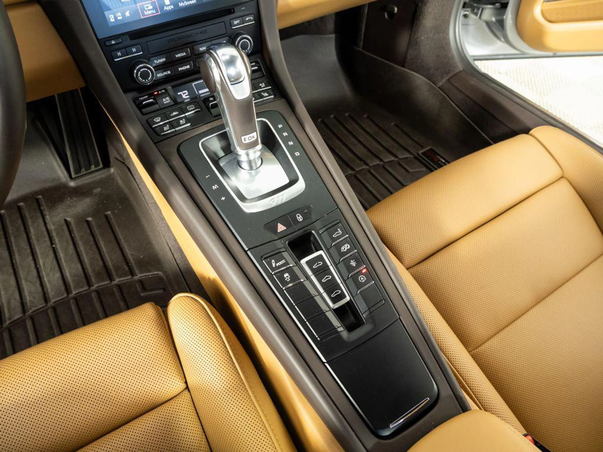 mph016_353992514_5yh_CPE_Js8_Ysssz6rzi3c_Fy_X5a_VU_9a789f900b