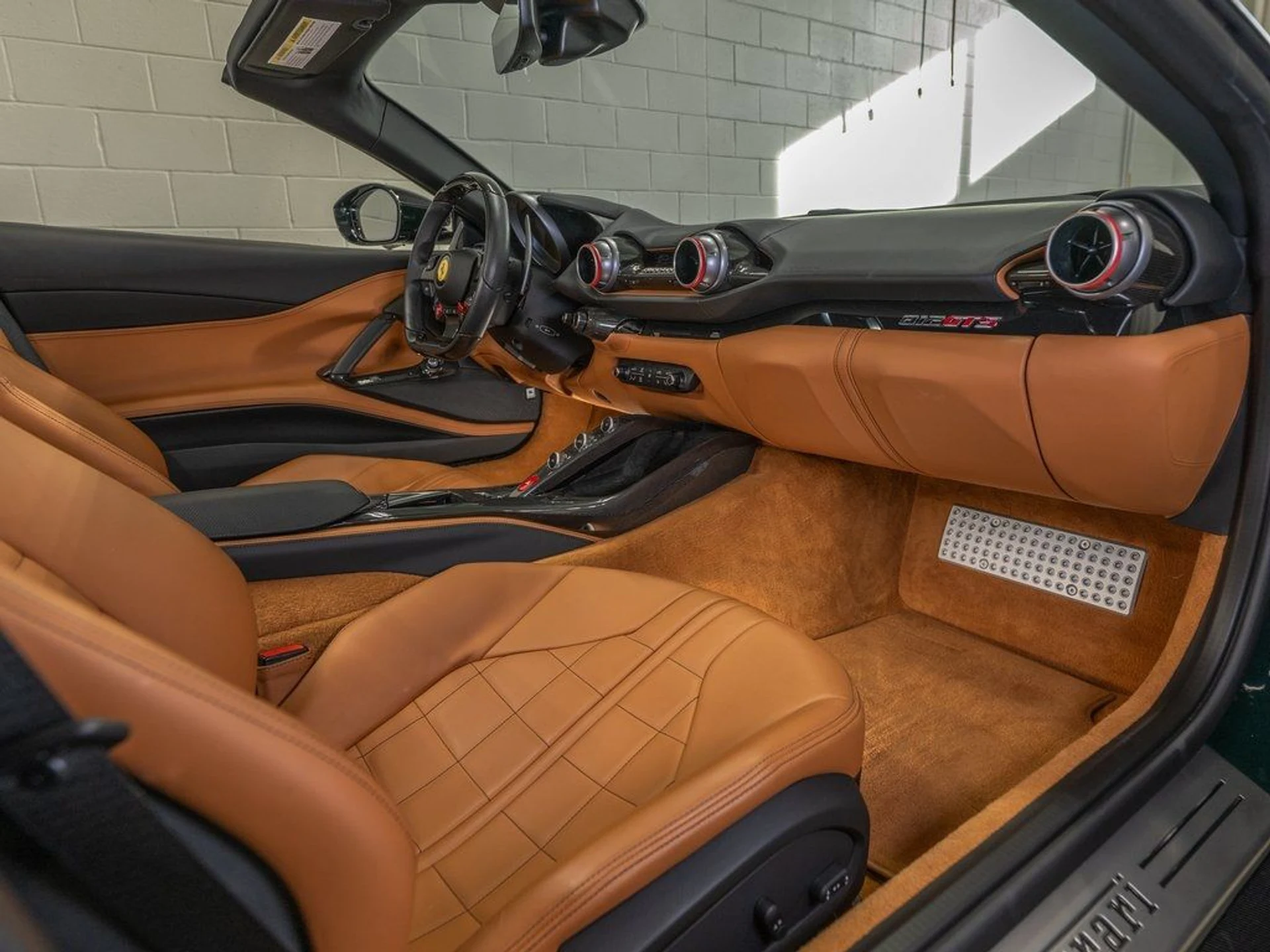 mph016_3542982046_image_17_1625e68144