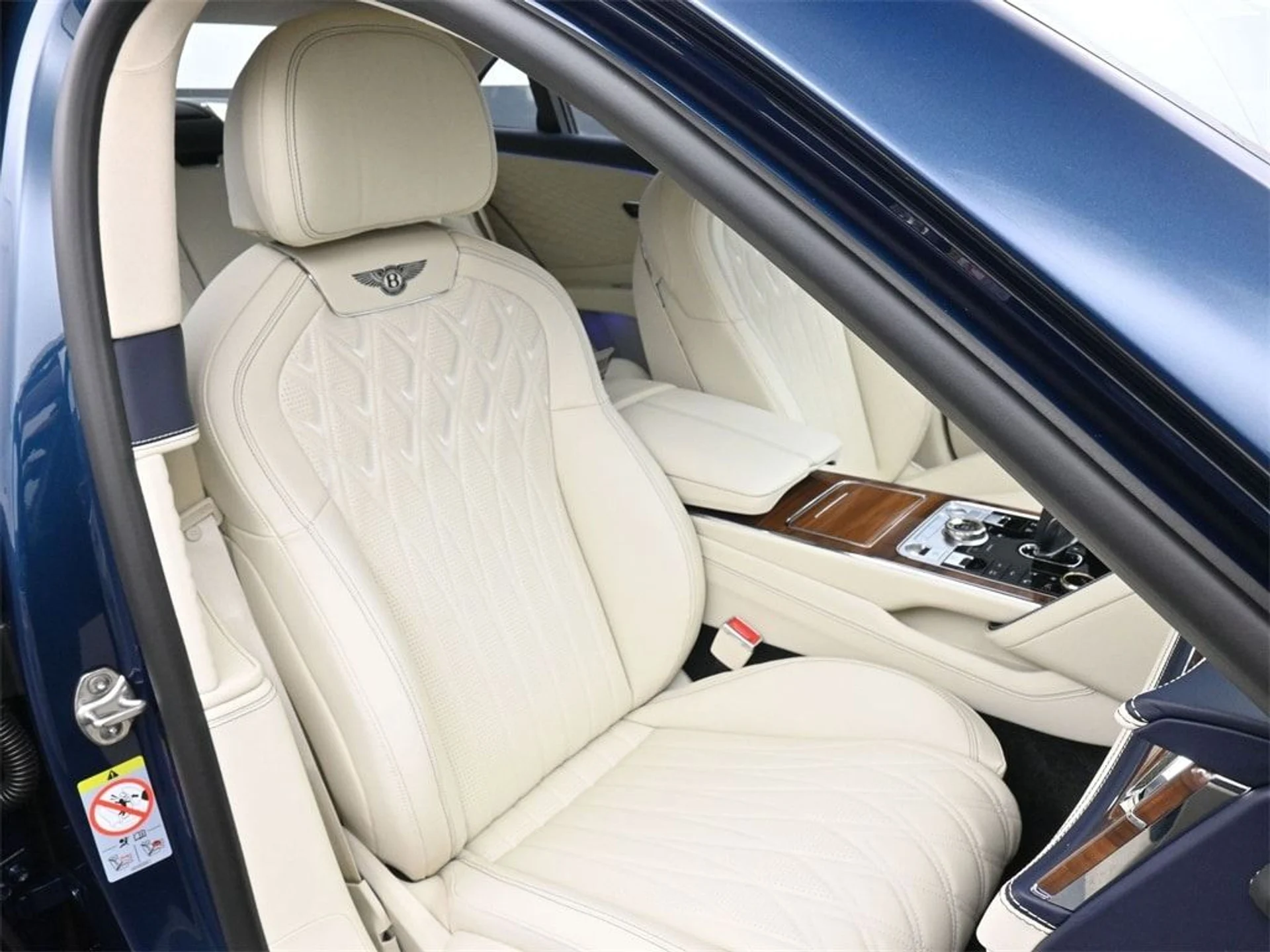 mph016_3544353027_0adaecc322009f303a849666a5f4c519x_e6a9afcb90