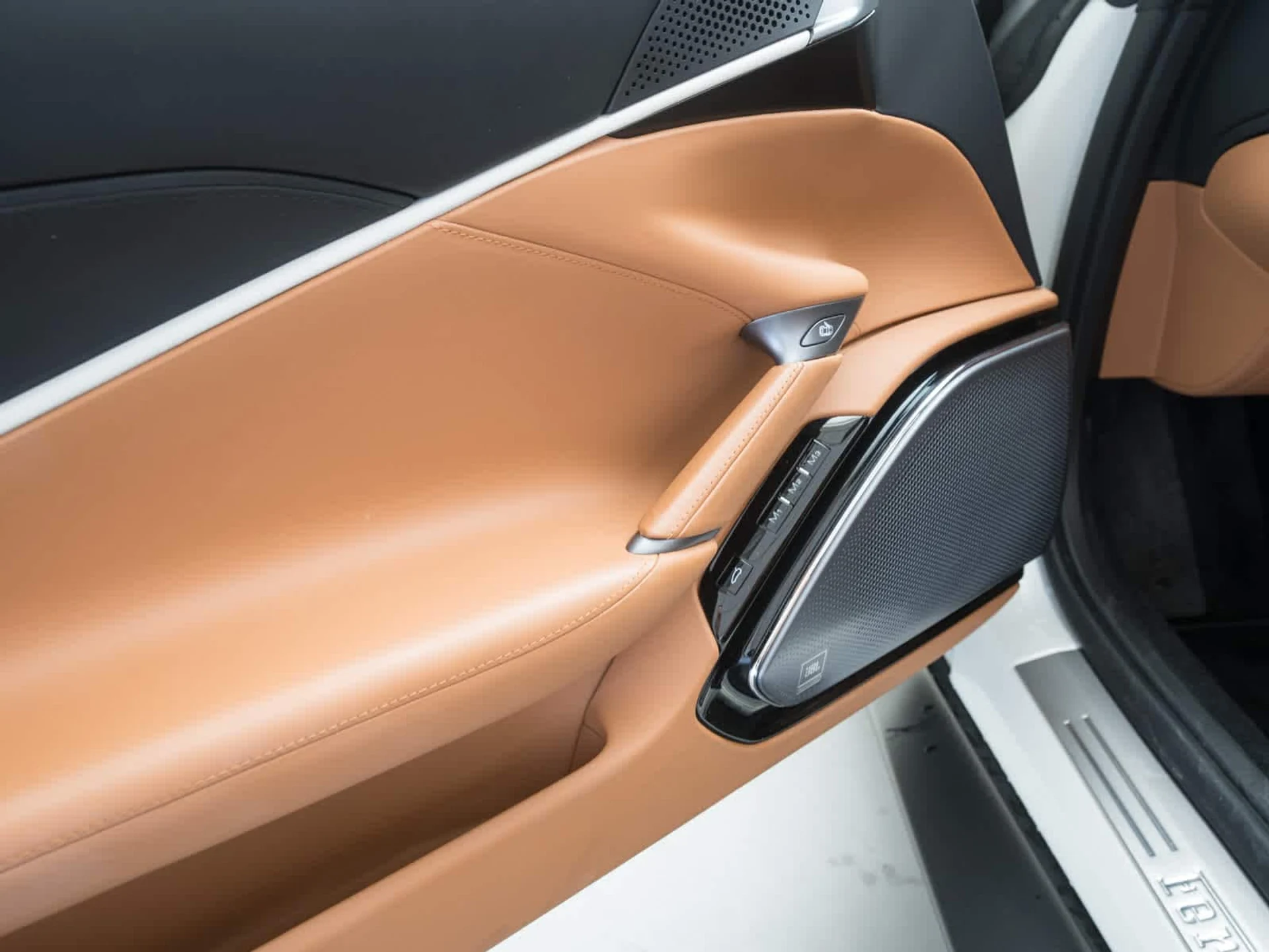 mph016_3549764010_a1b00d7aab49ea02d9682aaeafaa6078x_9a80d5f01c