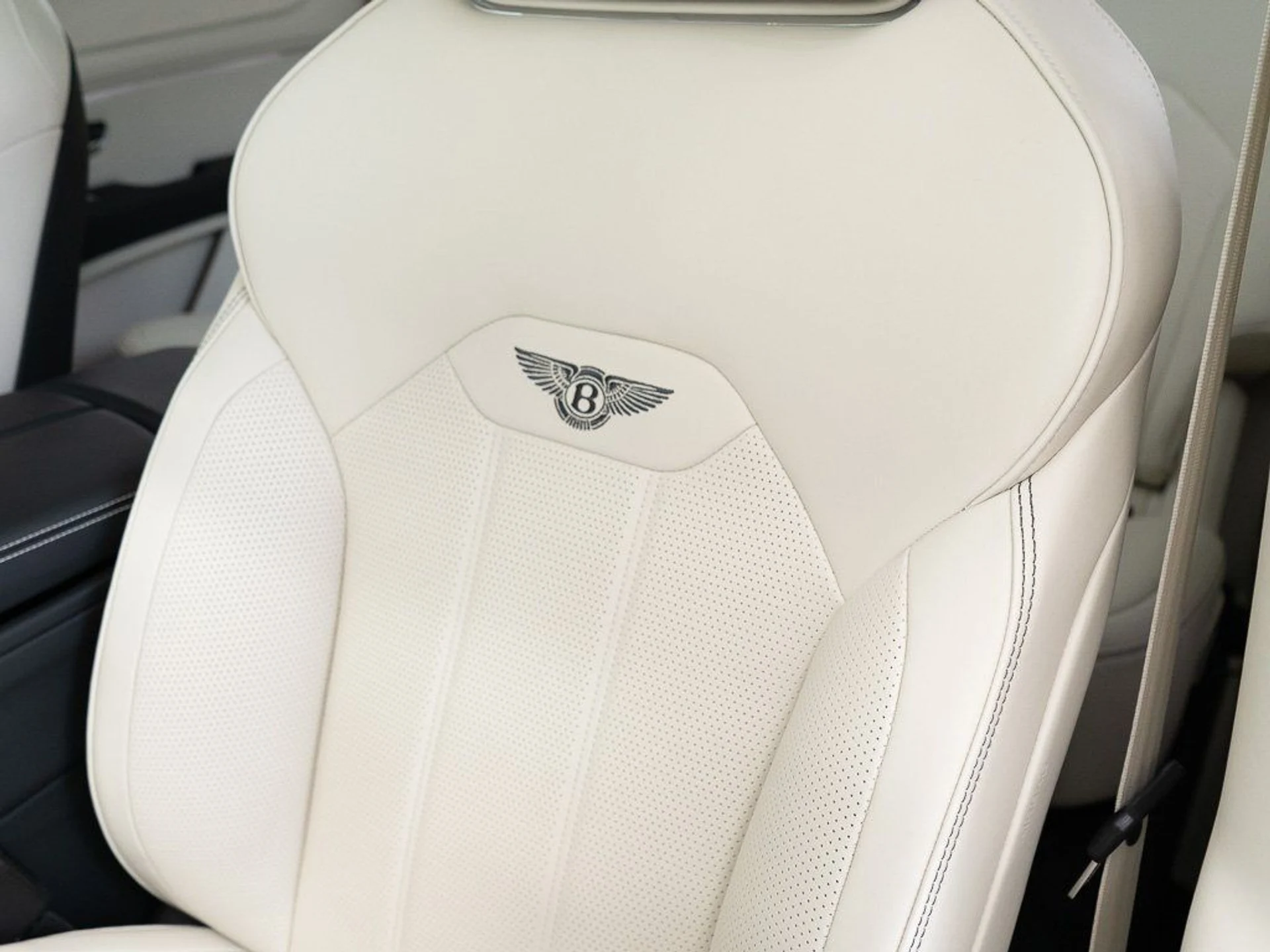 mph016_3554660413_8c80884b041d46ab92b47957315b692c_8f33c6ea09