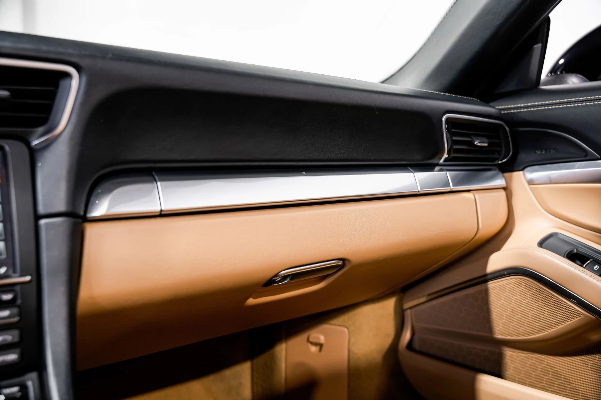 mph016_3559885909_99f7de71f5c54a756e3195d295bcd8cex_9026a46e29