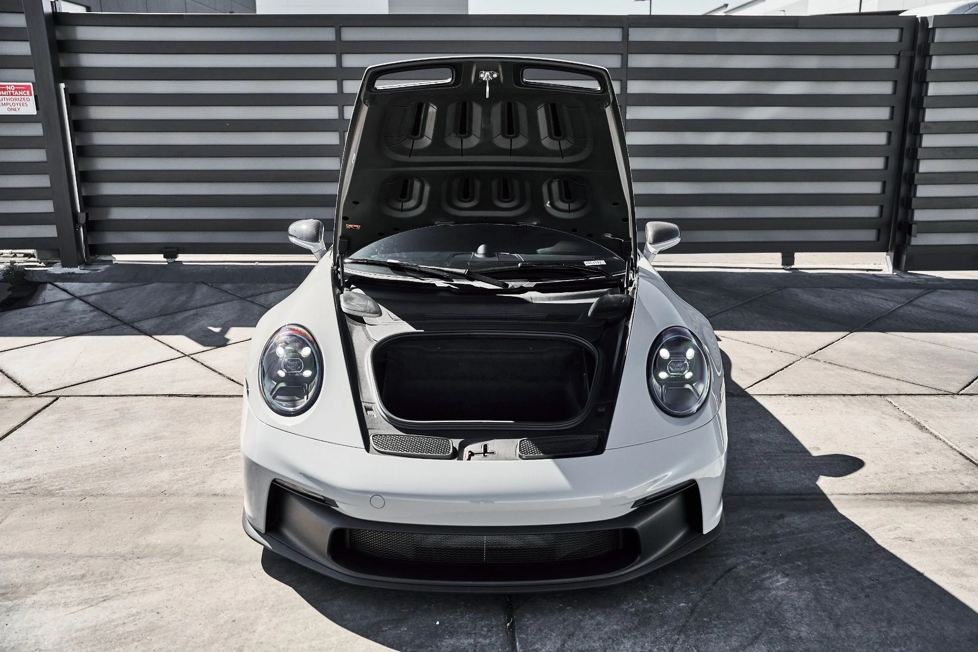 mph016_3562073362_Used_2024_Porsche_911_GT_3_1774056867_6a5ca6005e