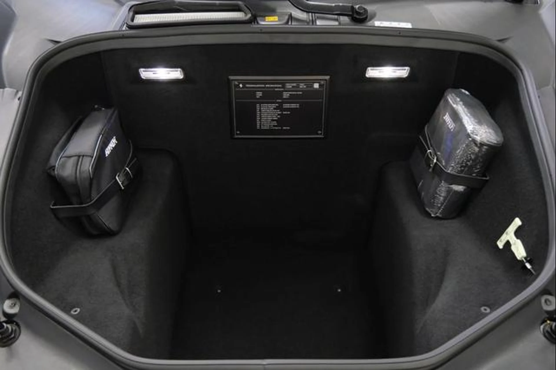 mph016_3568004500_I7s_OG_8_Z_Vvq_Yz_Y3ja_C_Vjzs_F_Asis_962929f68f