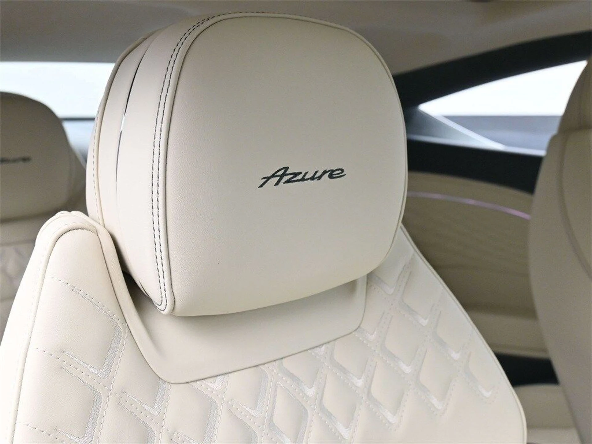 mph016_3570319732_d689c73284d7fcd44d7ef3ff3696d37ex_22175645d4