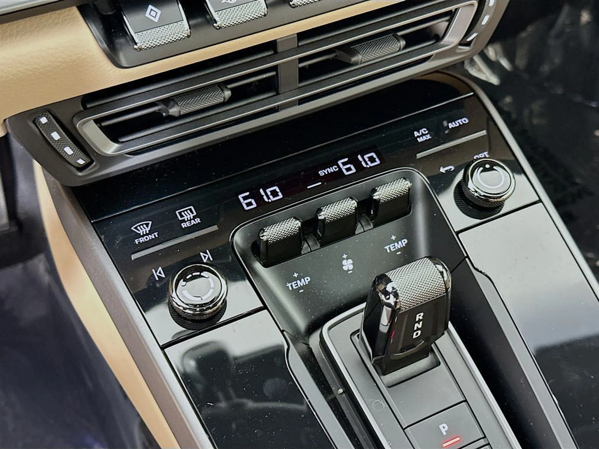 mph016_357327320_432008ed491c645996432af413d0d470x_33cc8ecb70