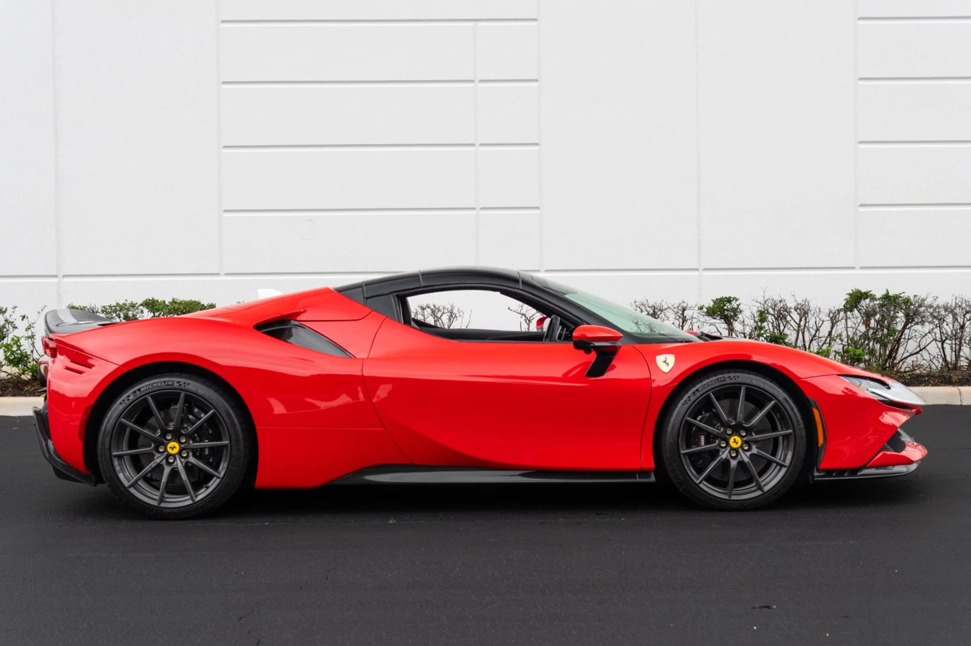 mph016_3575739135_Used_2024_Ferrari_SF_90_Spider_1773805384_54d8b6f790