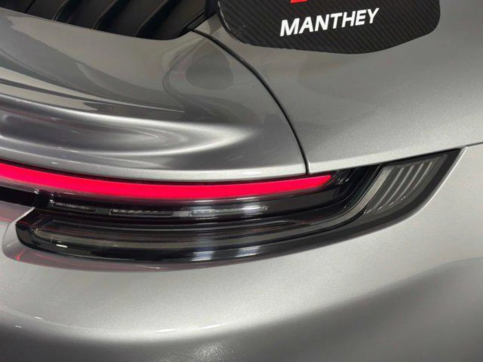 mph016_3575907324_h_Y2_E_Au_5p_Wa_BIB_Vp4_H8_X_Rzicy_EI_0efb2250e3