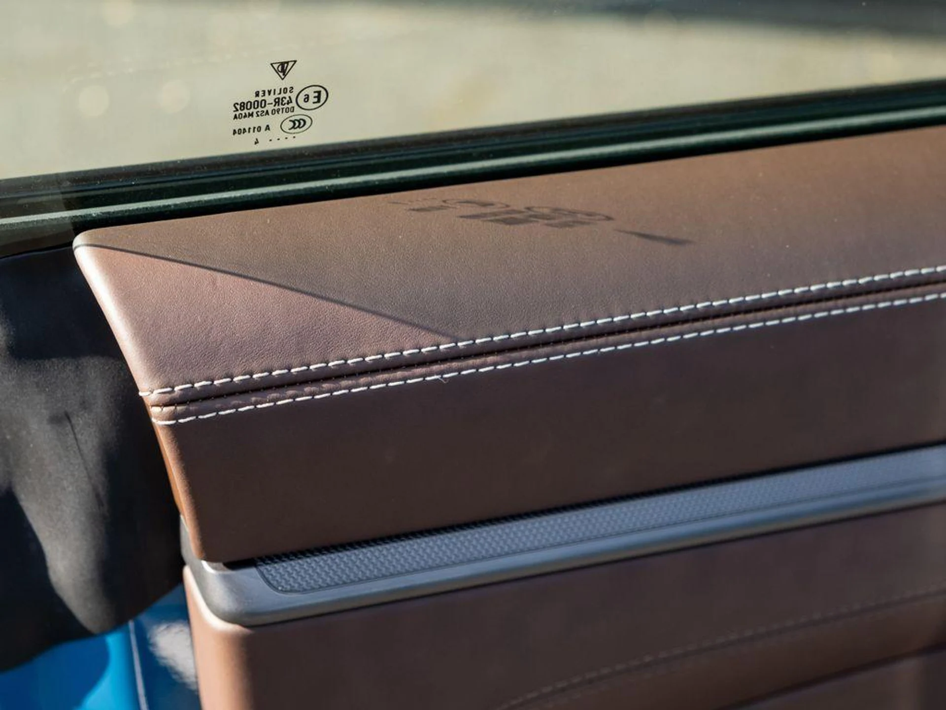 mph016_3578133906_6p_L_Rjs_K_Eo7_Lz_Ghvvh1_Rq_Coee4o_bb5c7a24a4