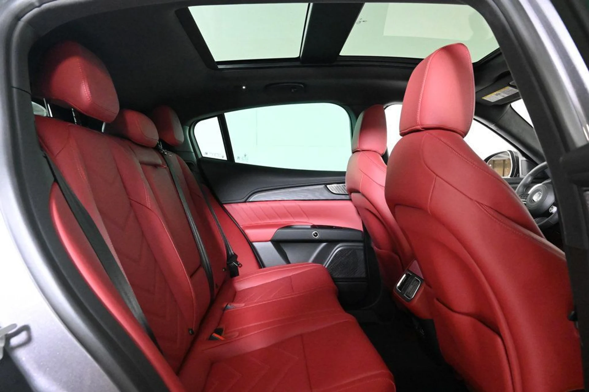 mph016_3585476386_new_2026_maserati_grecale_modena_11350_22970929_16_1024_bf231e35bc