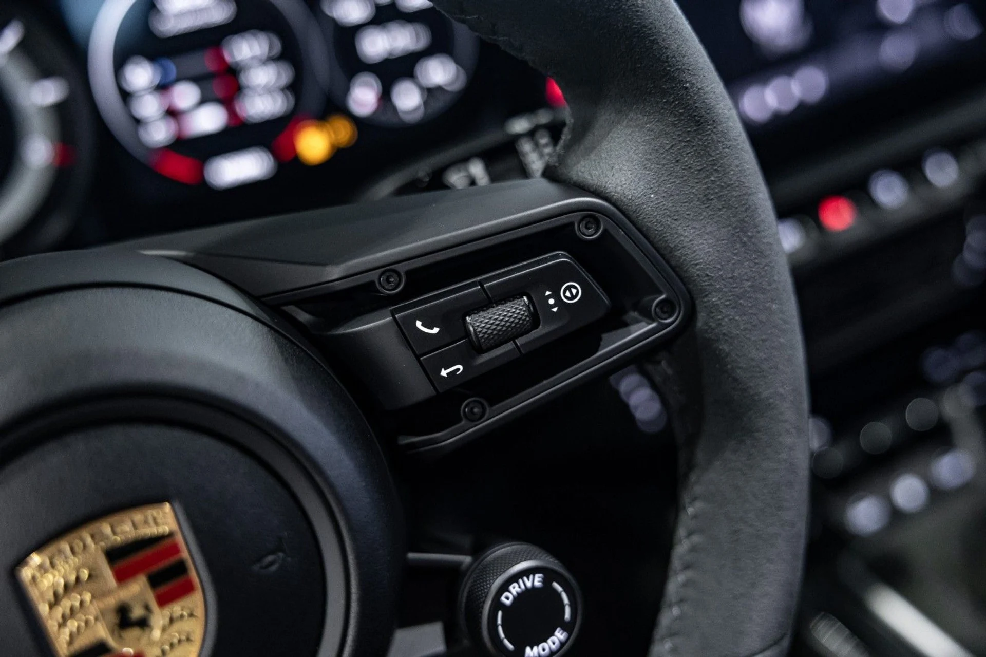 mph016_358652873_d_A_1cb88231af