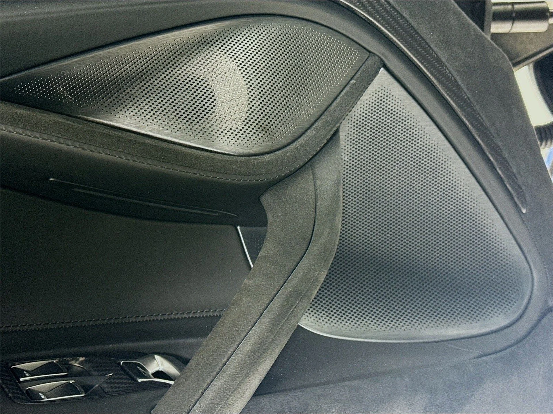 mph016_3589117837_ad85032dd5e559e3d699ef0d385a3c69x_03042d55ee