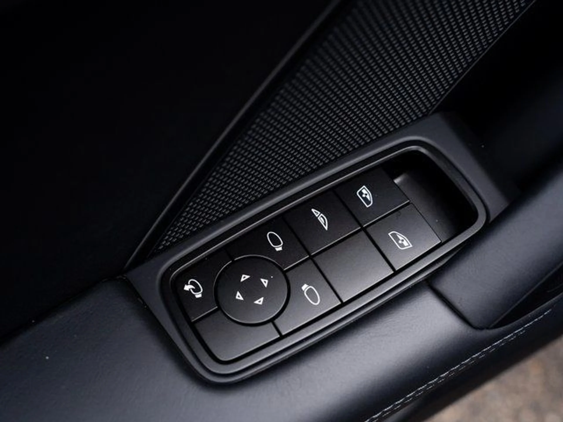 mph016_3591535074_1bcd24289460d40c5d3c1935addc3b5c_b5b41e42c4