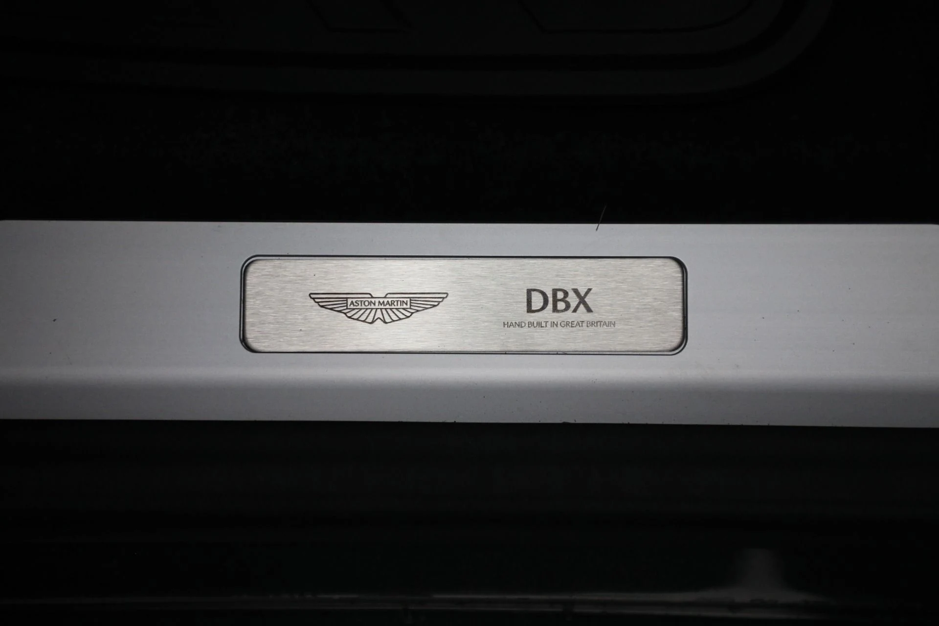 mph016_3594953177_New_2025_Aston_Martin_DBX_707_707_32477ad6c8