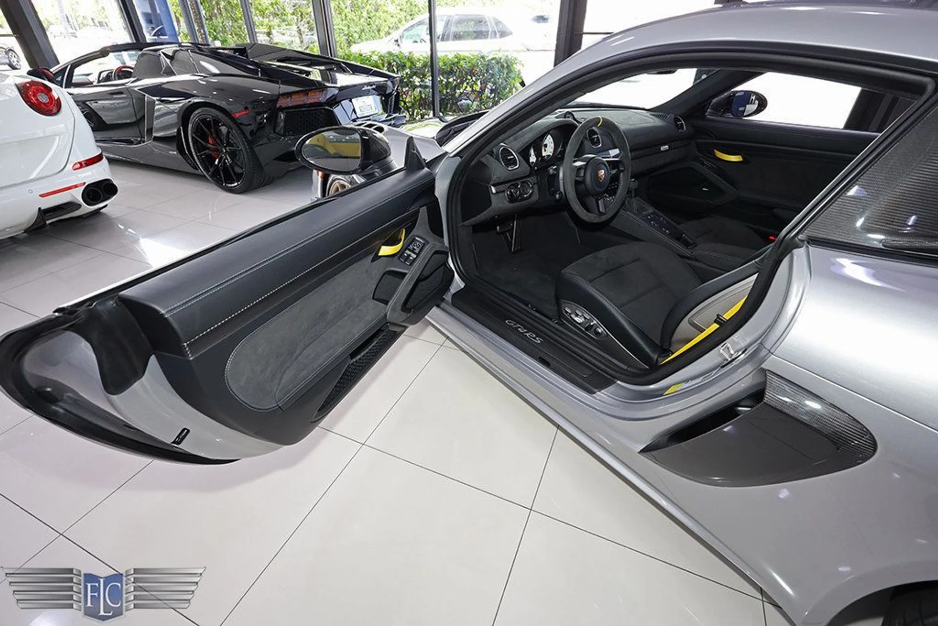 mph016_3597361777_used_2025_porsche_718_cayman_gt4rscoupe_6305_22896205_17_1024_5ac913c964