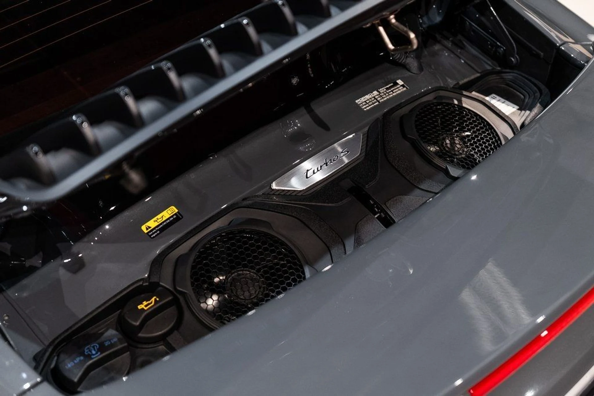 mph016_3608804026_61372e66ecfb9f1abaed6e079ea860dc_19536a7e1e