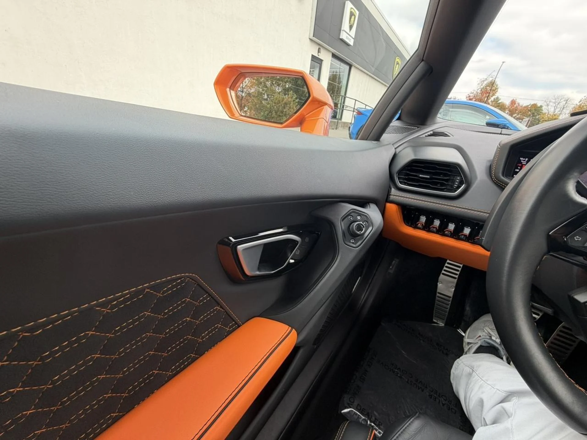 mph016_3610815786_43eae5ff5b6246464bcc63fb4505ab01_c27c4e25ad