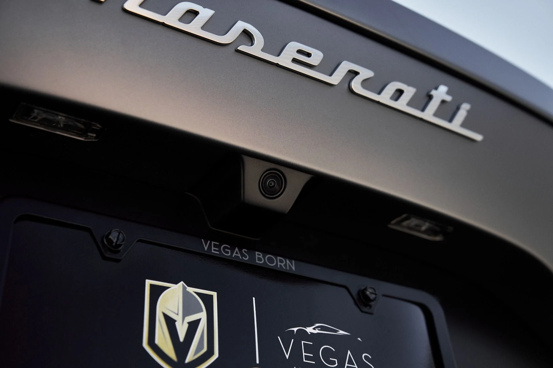 mph016_3611137658_Used_2023_Maserati_MC_20_Cielo_1761946864_140741f997