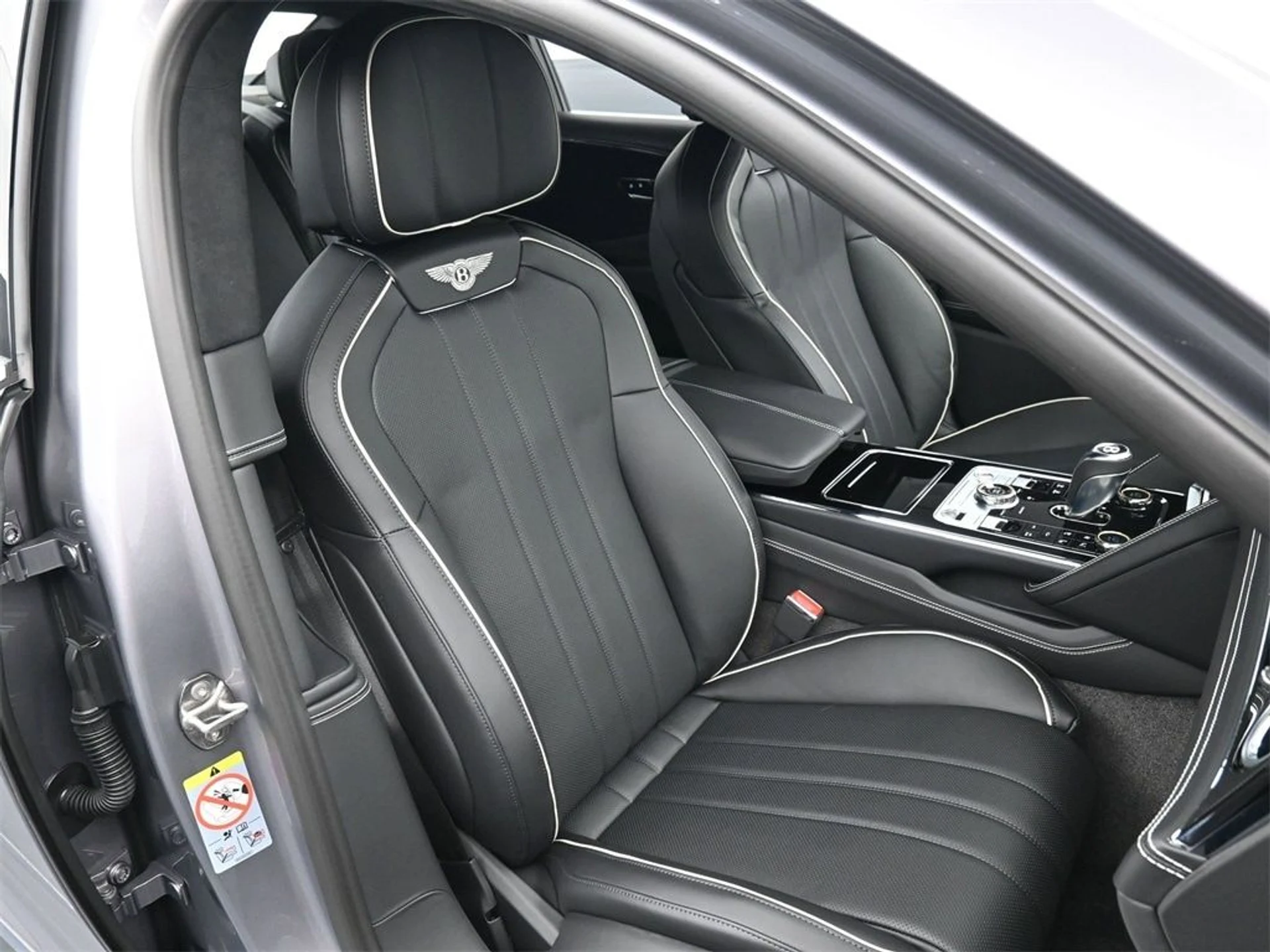 mph016_3611691739_4a9277a6a56ee69a776c922f0e4820adx_019e559dda