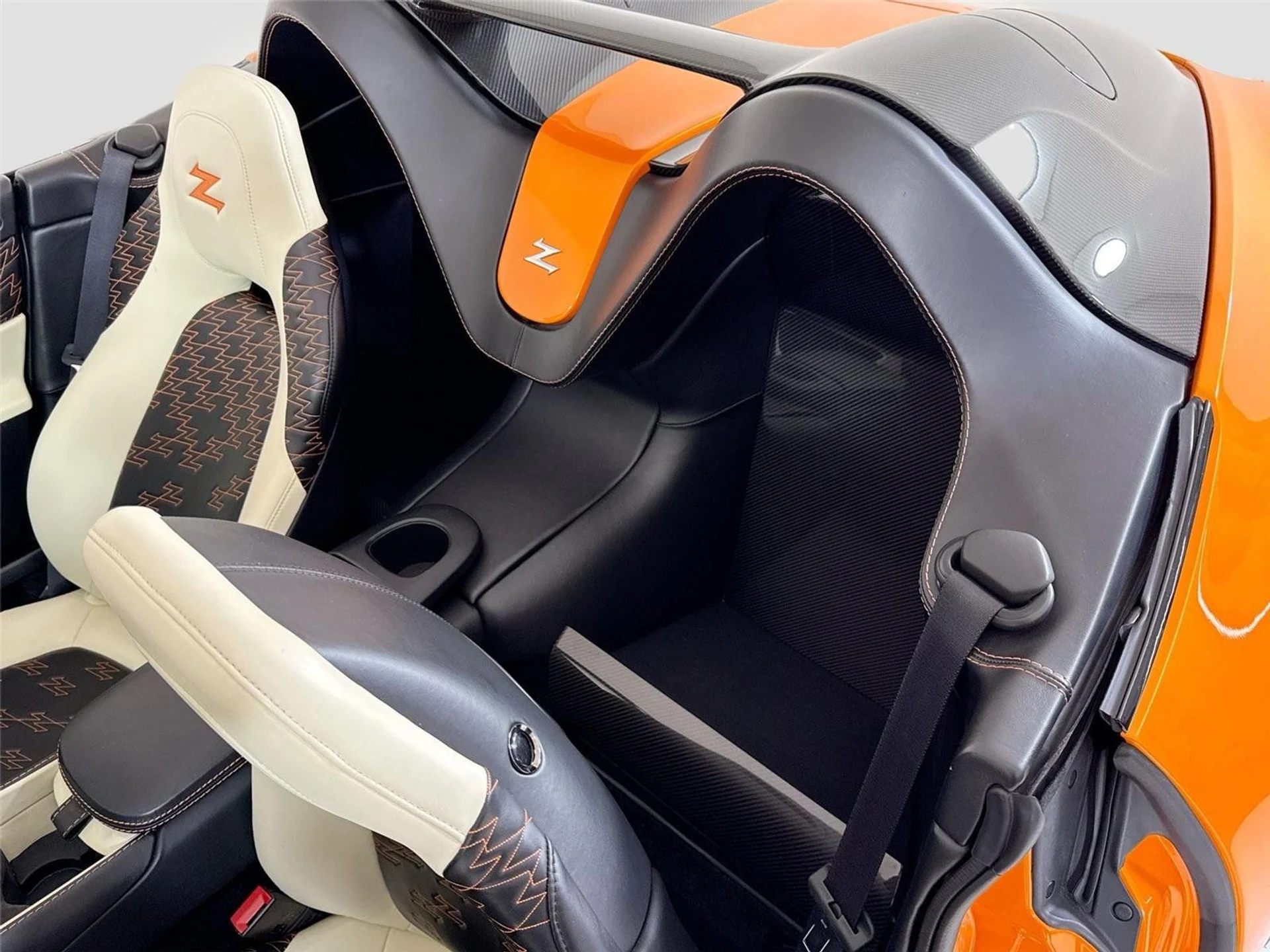 mph016_3618978933_f18cad6f10768093c982eb243e61d587_7cd8ed9194