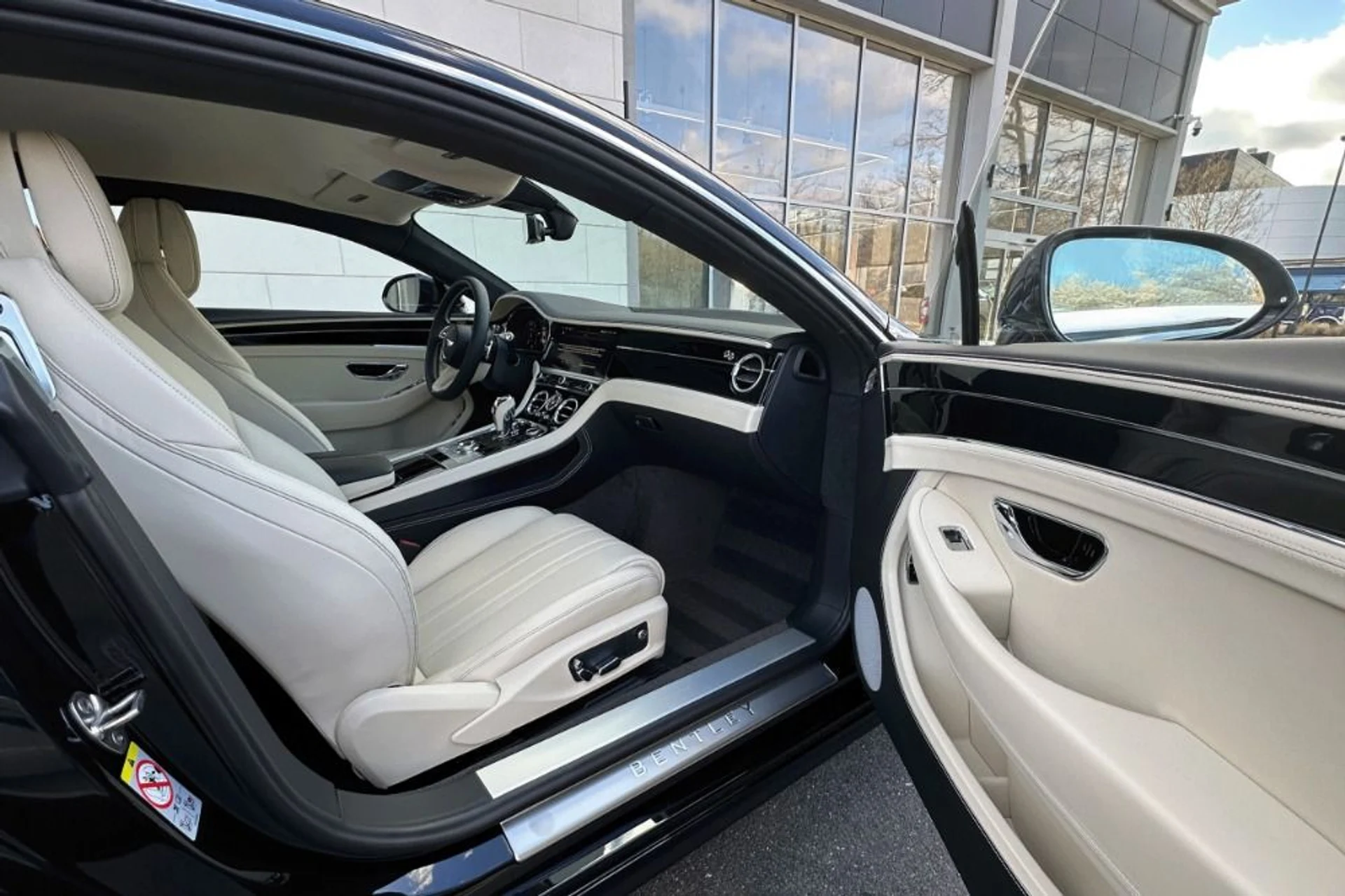 mph016_3620339567_New_2026_Bentley_Continental_GT_GT_1765799152_ae6e7e8510