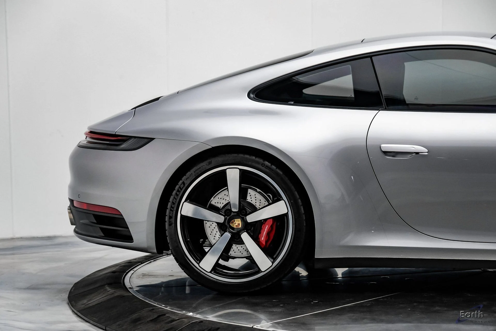 mph016_3623316472_53ed7ef27158cb948e56c6ac6d4f0687x_0fe3368130