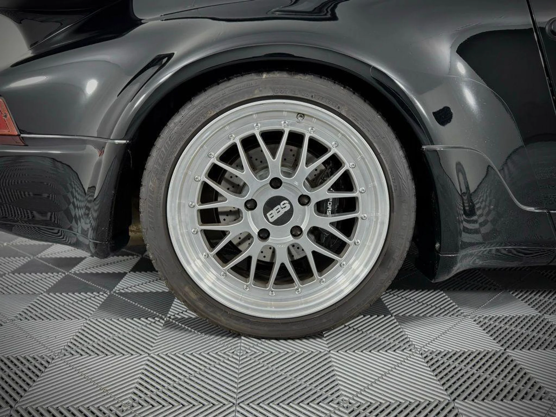 mph016_3624824828_4_In_JAIG_Yt25k0r_E_Imu_W_Nfxrrqr_U_9adf163e18