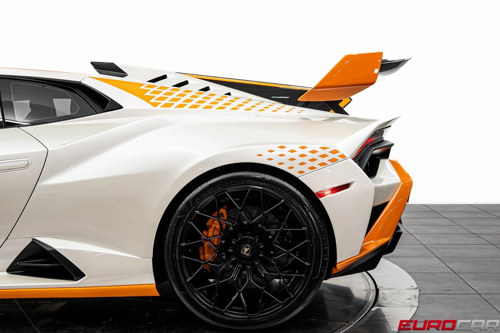 mph016_3626944589_image_17_d1ffee39bf