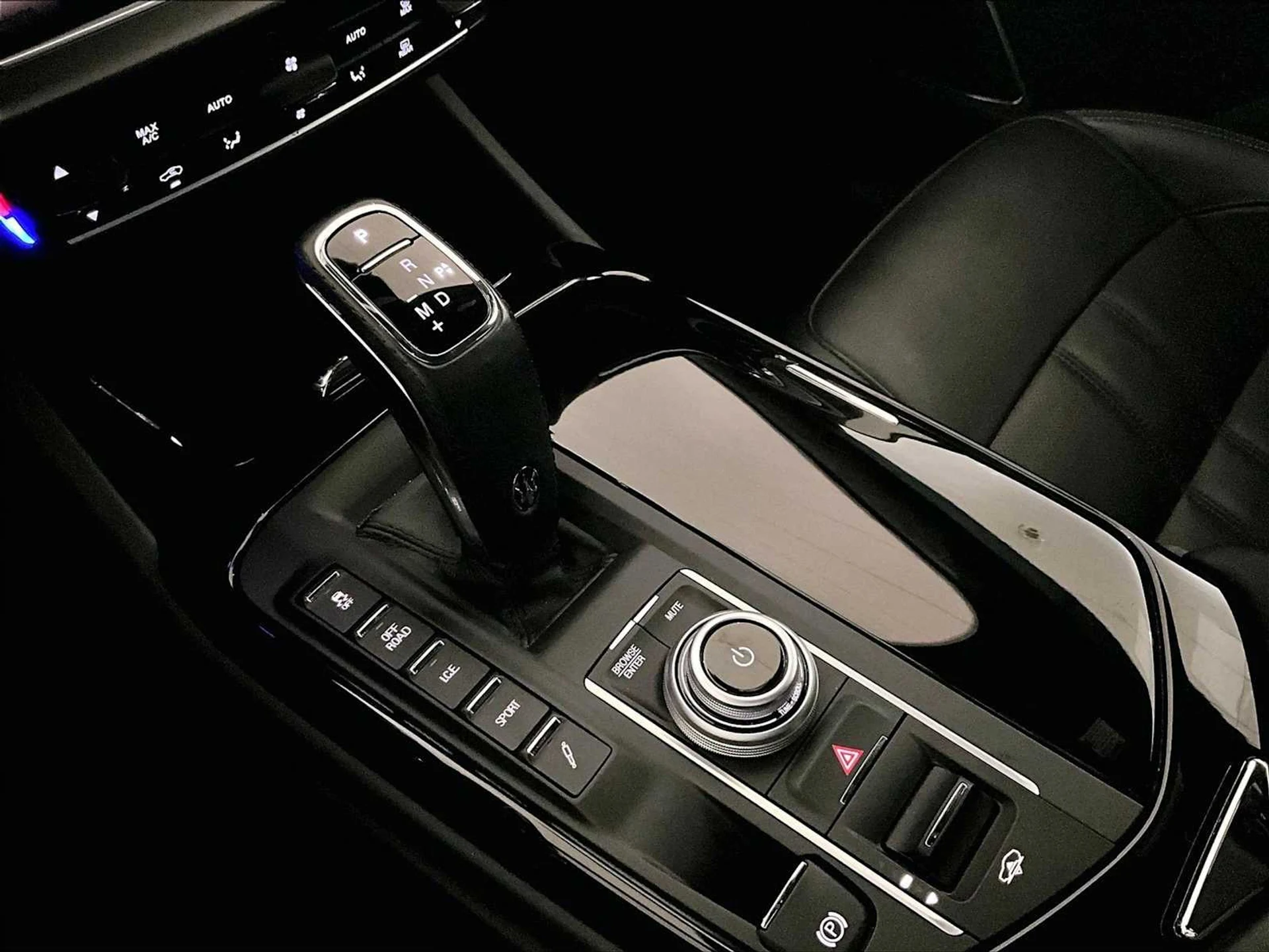 mph016_364174796_335d473700eb8f0f1adc1f60f393e32ex_40d643921c