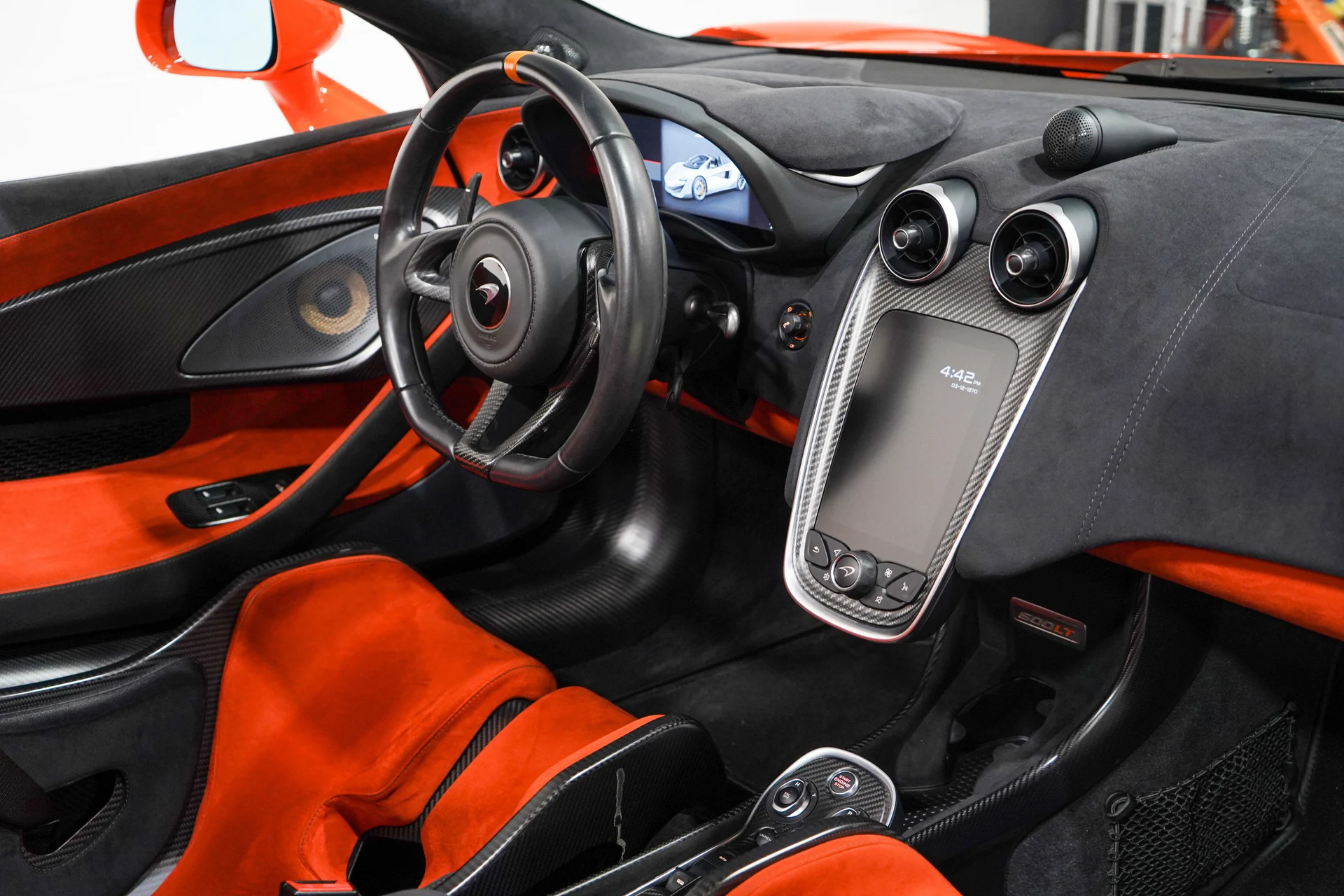 mph016_364448037_cde9e96735484332a826ff081f38bf94_4a3951a601