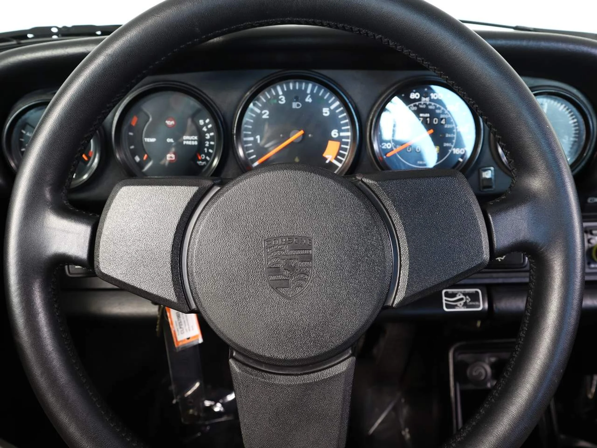 mph016_3645192792_0467109f82c3de2eb1a018d87daa684e_6a82d61169