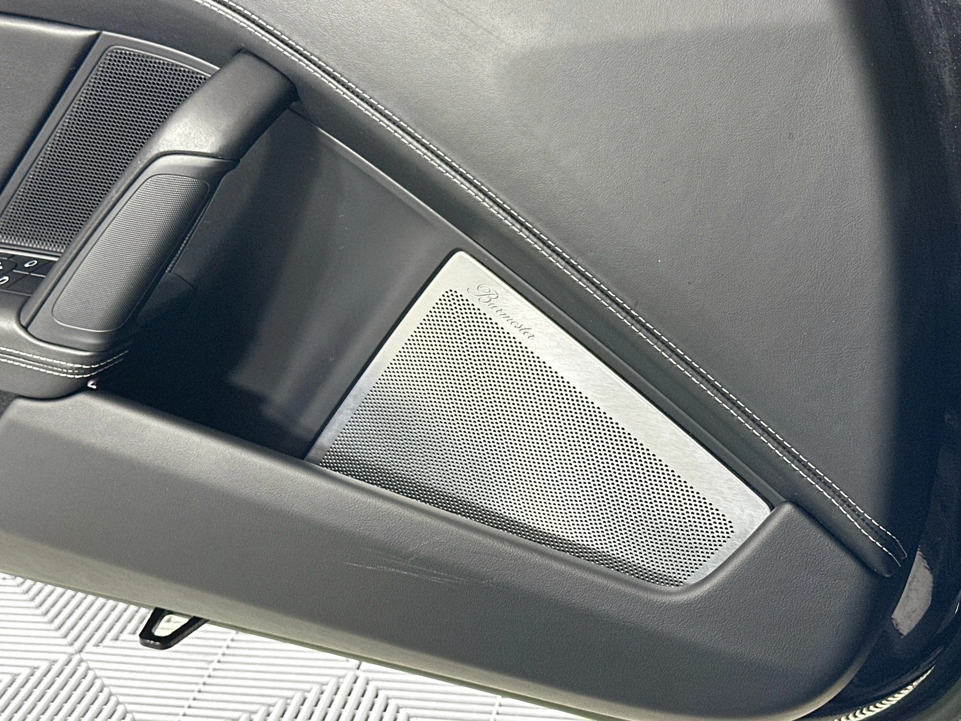 mph016_3646599761_17_e986582685