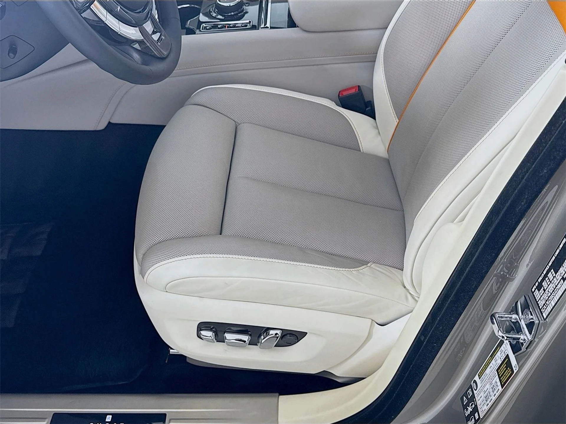 mph016_3648766968_e261de4a7ec35d20f18d800e70006de1x_b7b270bcbc