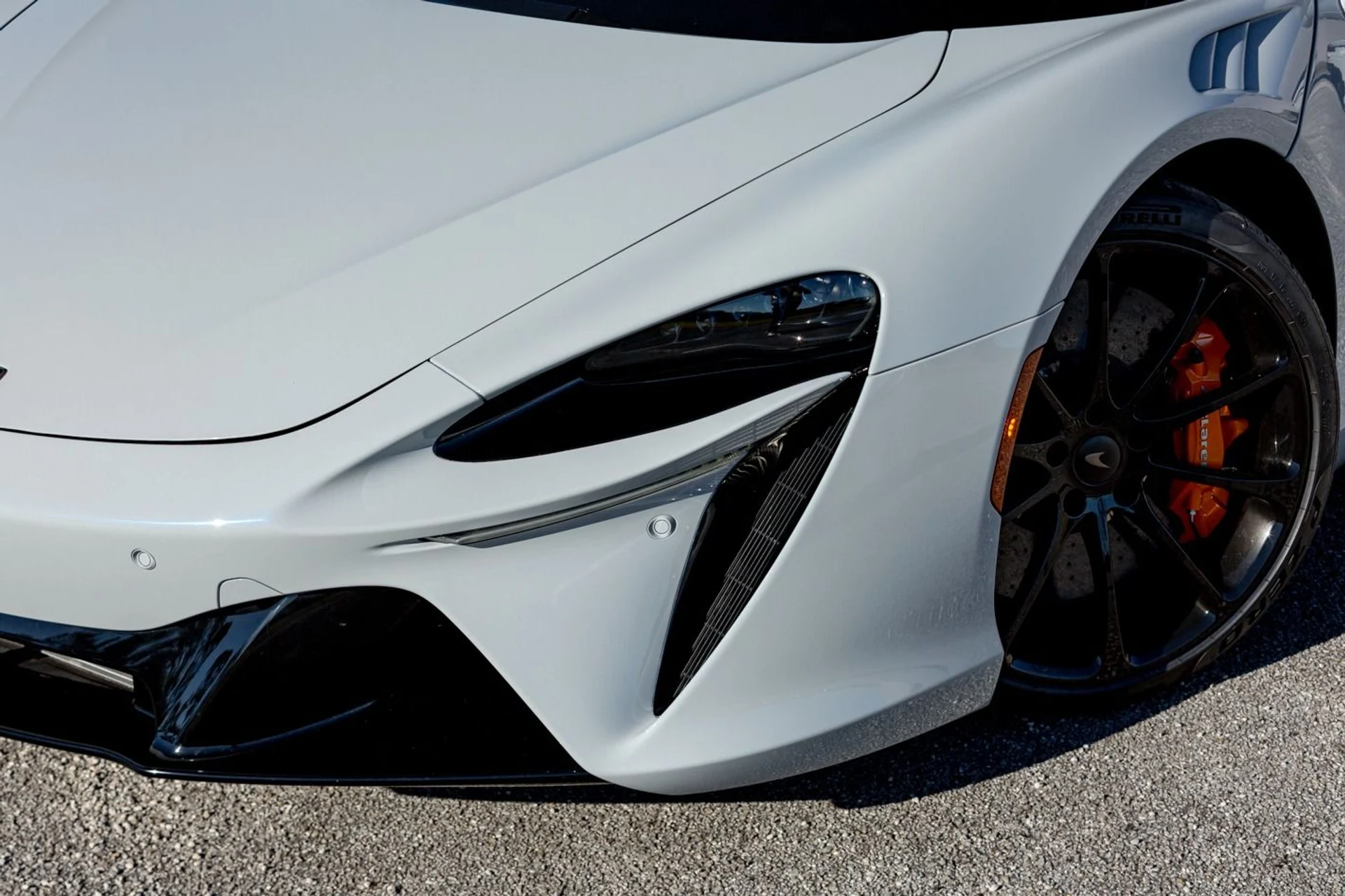 mph016_3648968909_473_p17_l_ccded212af