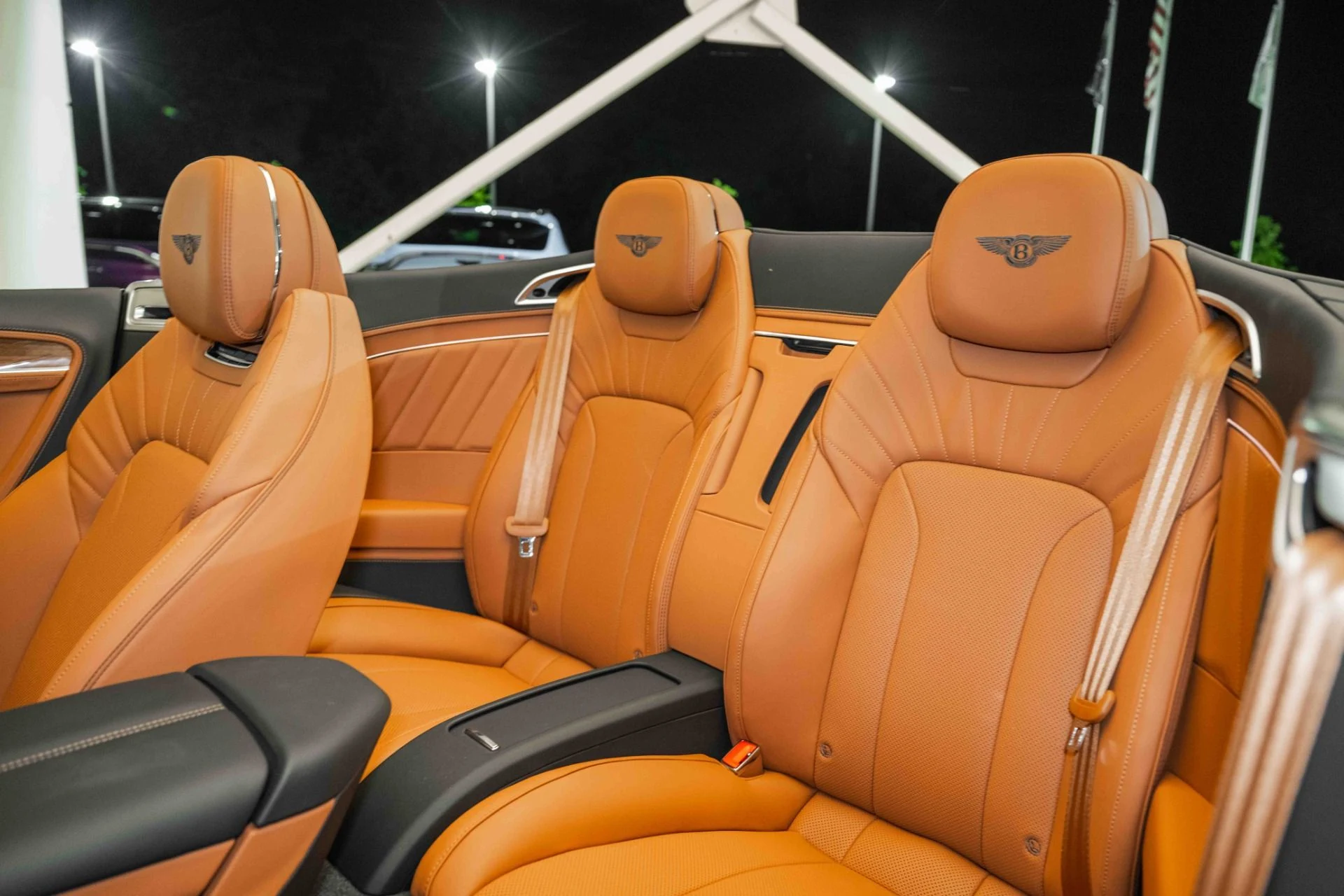 mph016_3654372100_Used_2024_Bentley_Continental_GTC_Edition_8_1743689884_300b72ee4c