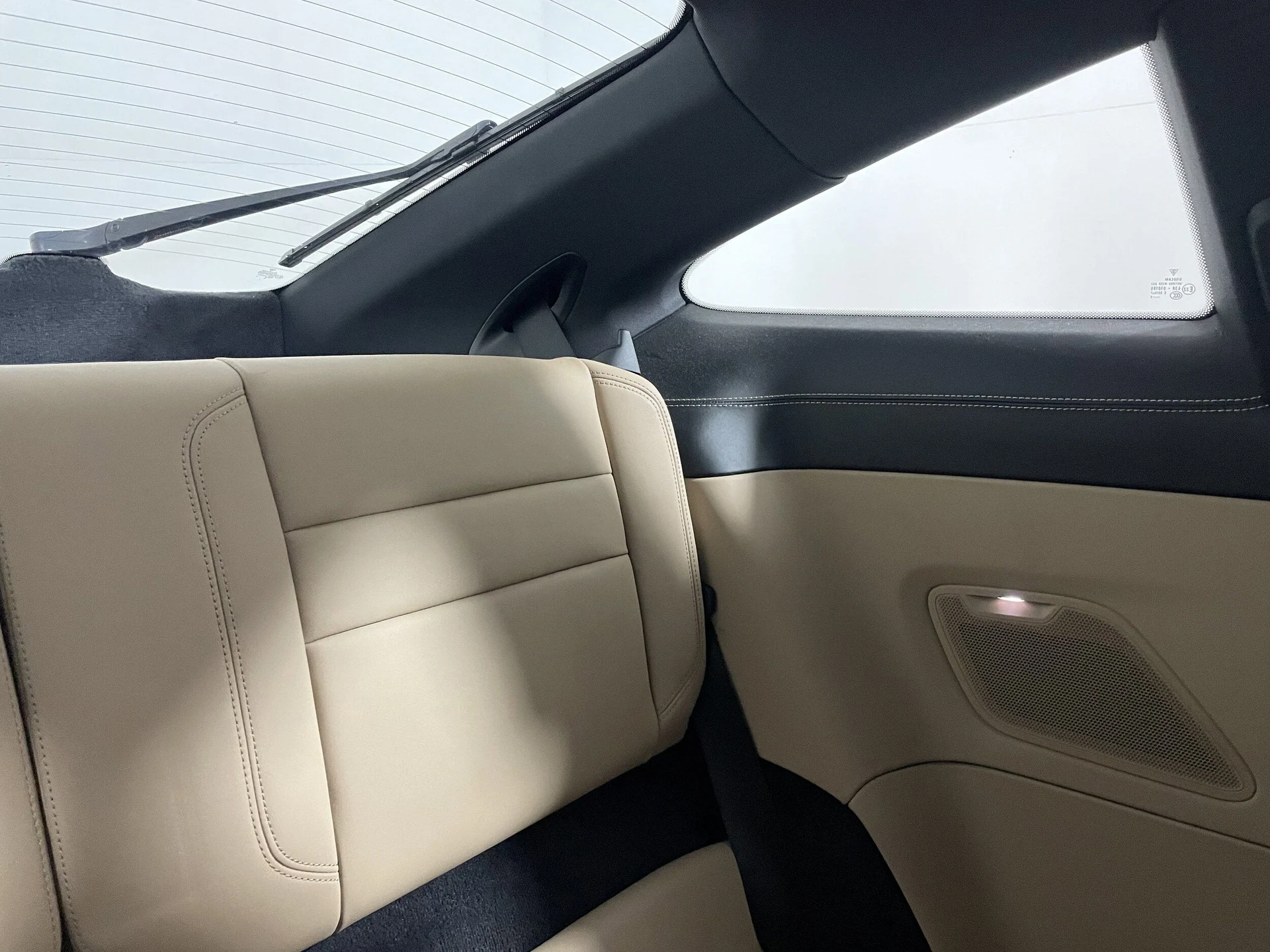 mph016_3656096657_50df6b637fcb4643a4946819414e94e3x_aa24a86e71