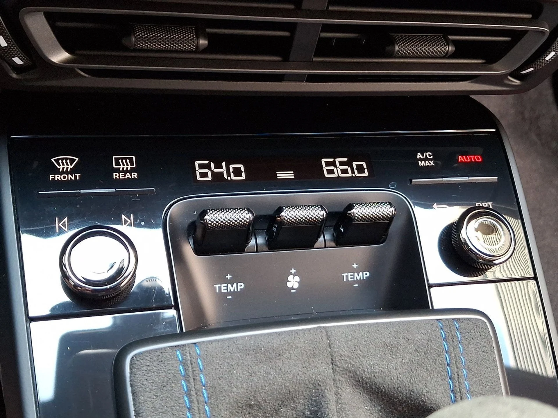 mph016_3657020888_baab6aee26d394f1a6925e00351f4def_0653ada23b