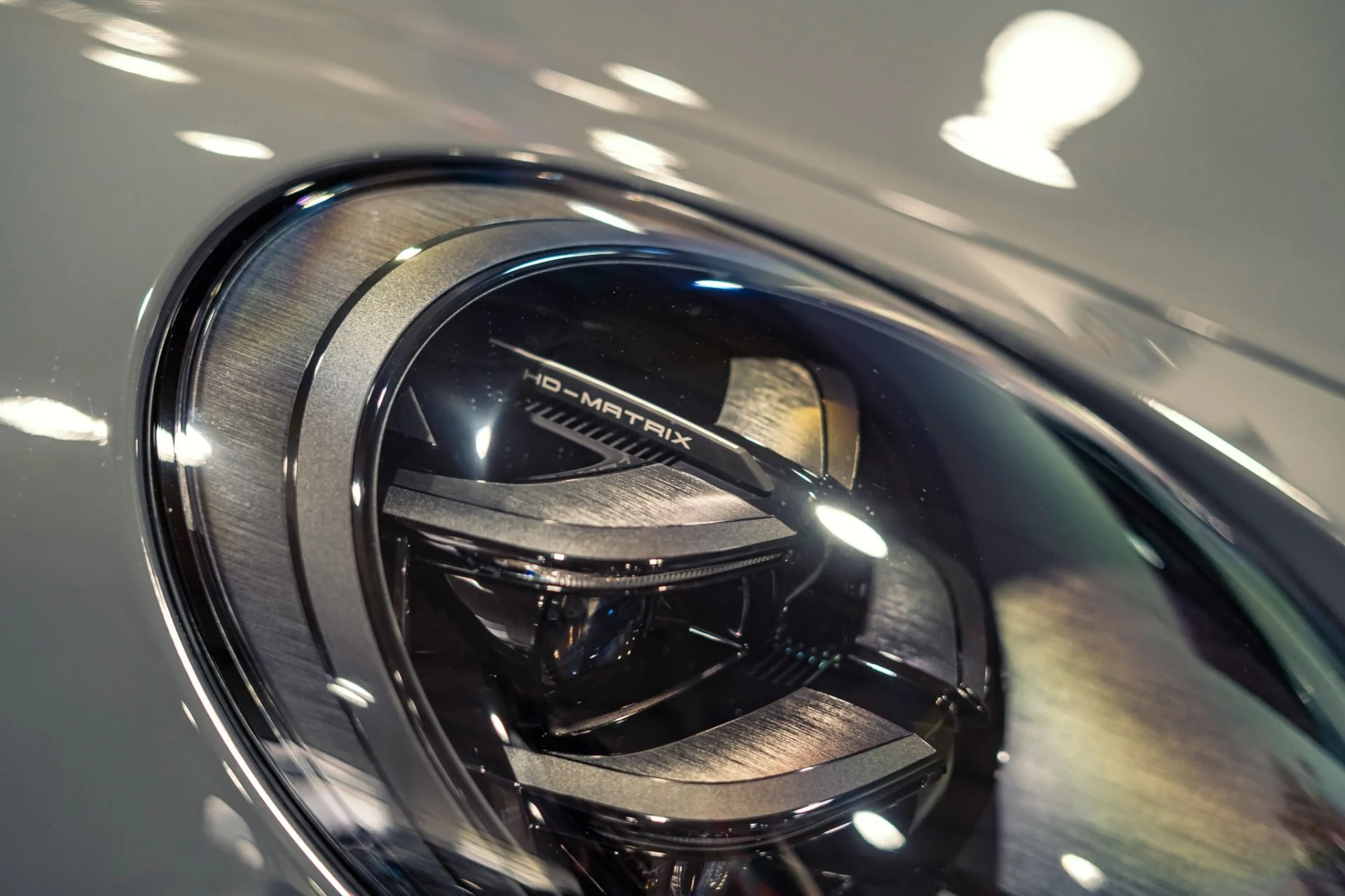 mph016_3666179692_Used_2026_Porsche_911_GT_3_Touring_Lightweight_Package_1776110091_03481080a8