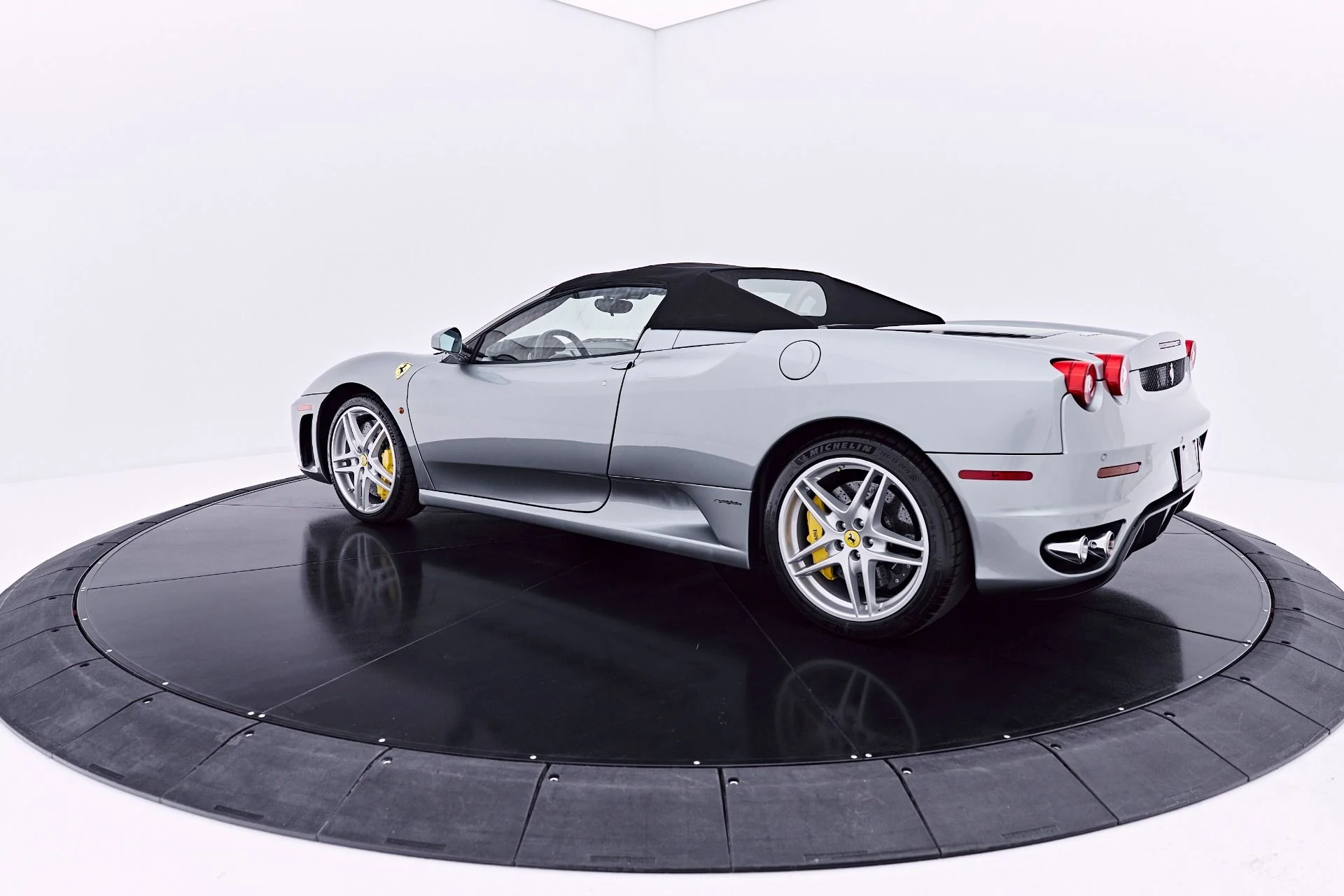 mph016_3676031717_Used_2009_Ferrari_F430_Spider_1782842816_57961ccba6