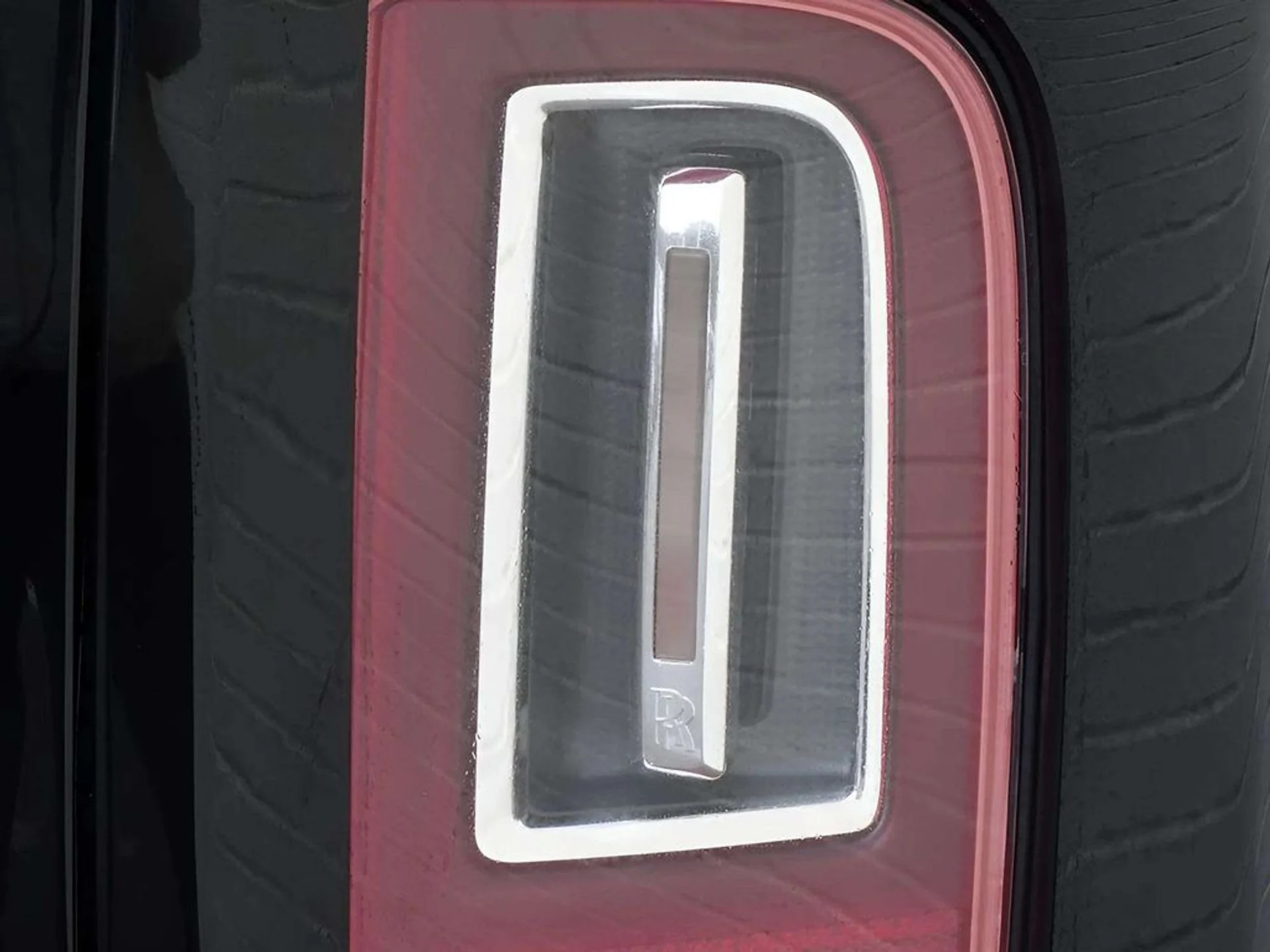 mph016_3682991812_0e74d316a51cdb984d8ad901474da906x_ef814a42c4